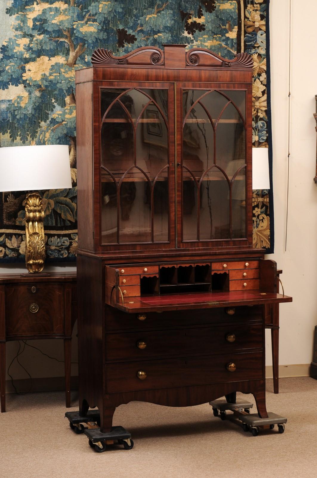Libreria inglese Regency in mogano del XIX secolo con pomelli in ottone In condizioni discrete in vendita a Atlanta, GA