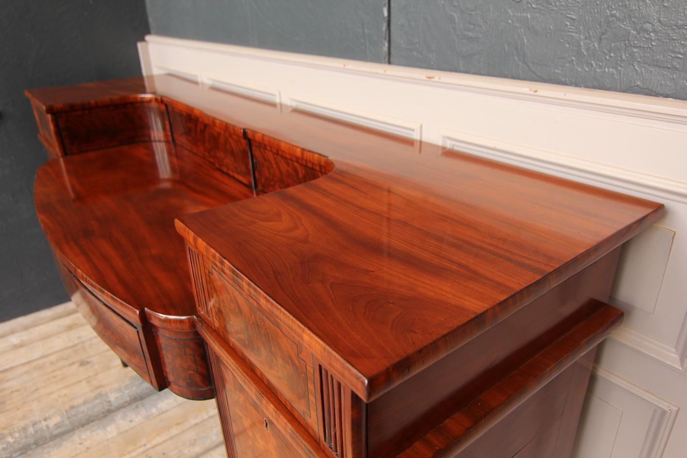 Credenza inglese Regency in mogano del XIX secolo in vendita 5