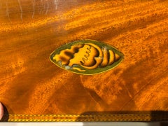 Porta tè in mogano della Reggenza inglese del XIX secolo con intarsio di conchiglia