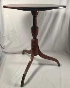 19th Century English Regency Maple Tripod Tilt-Top Side Table