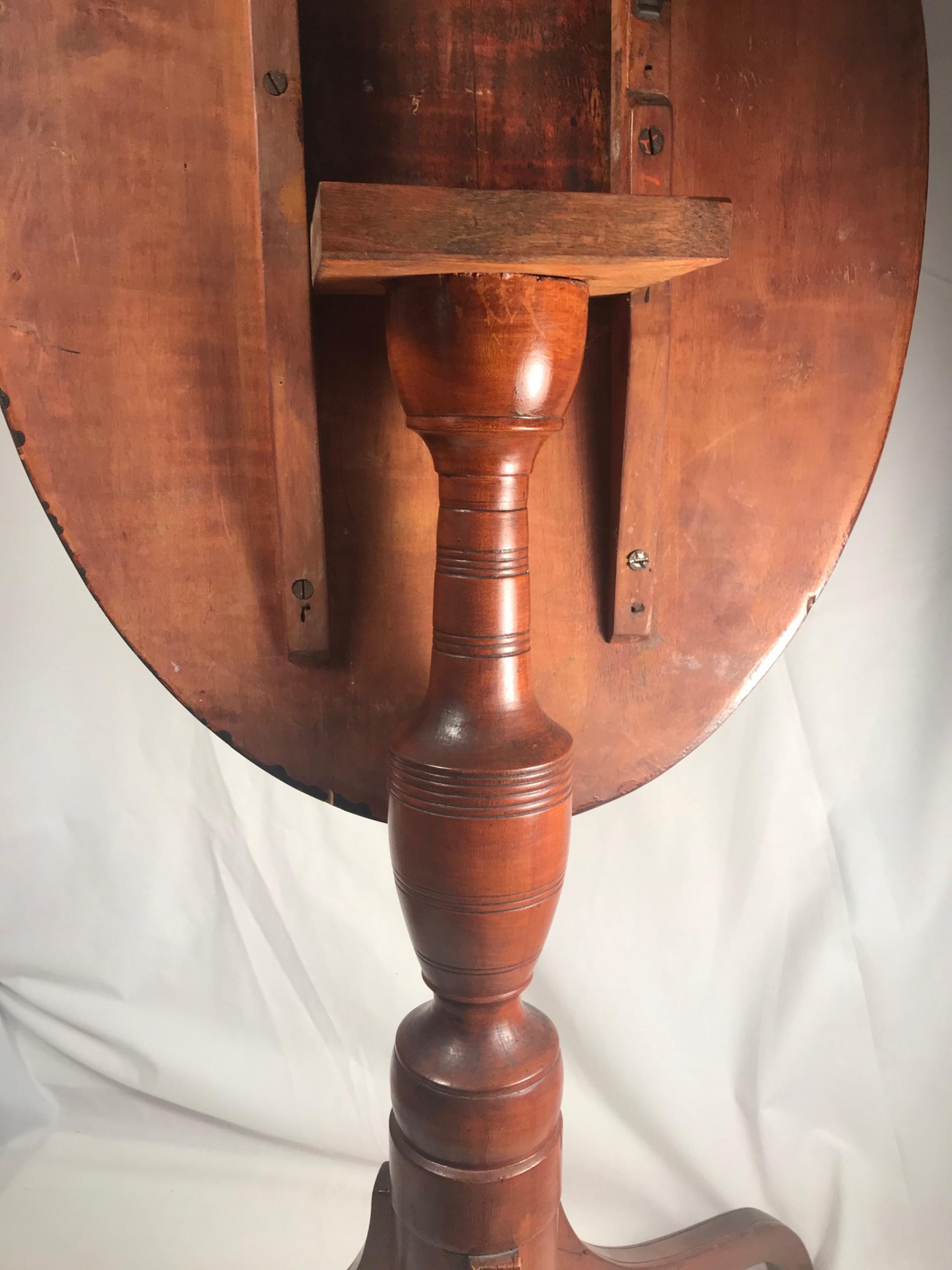 19th Century English Regency Maple Tripod Tilt-Top Side Table 3