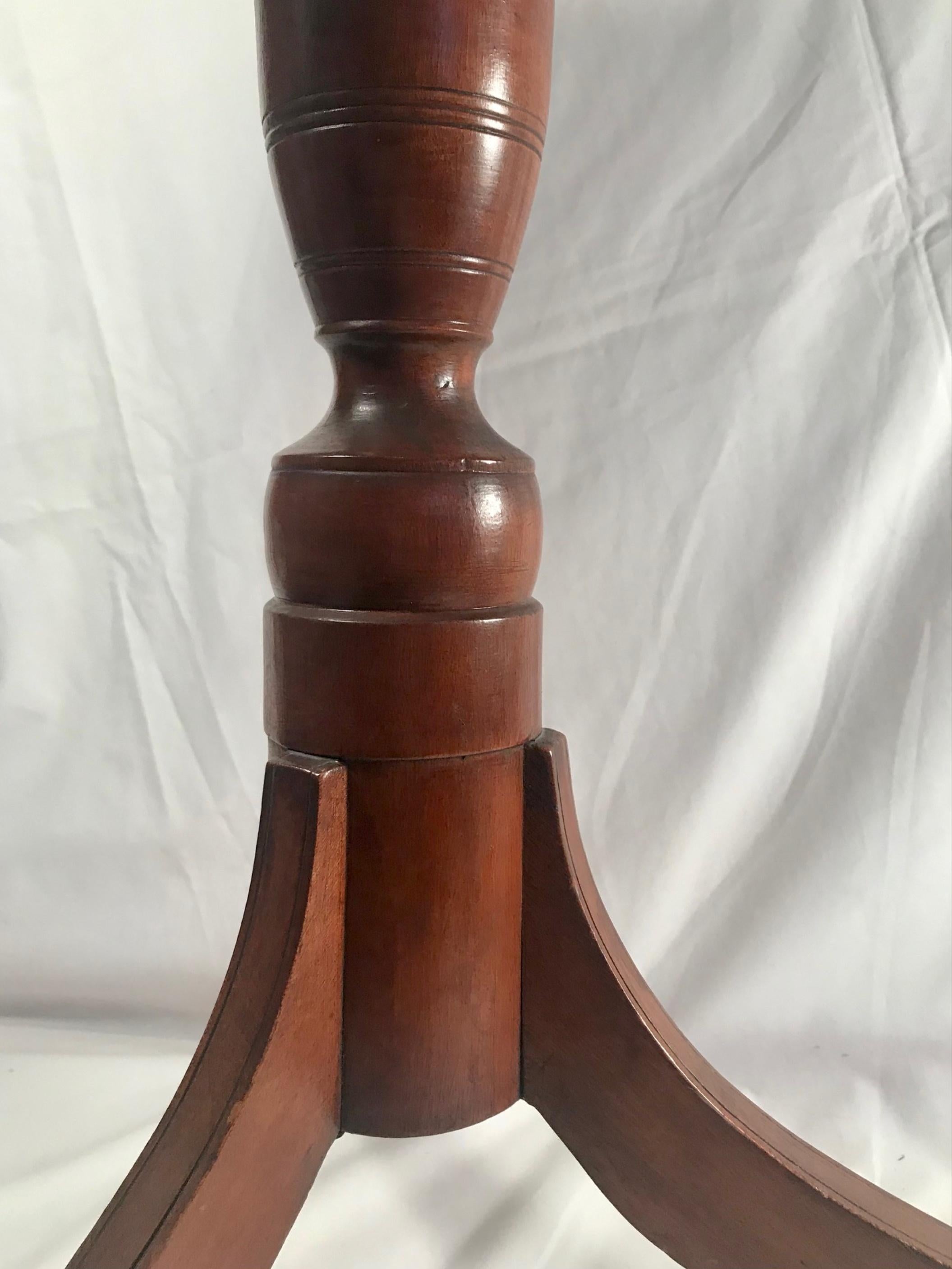 19th Century English Regency Maple Tripod Tilt-Top Side Table 5
