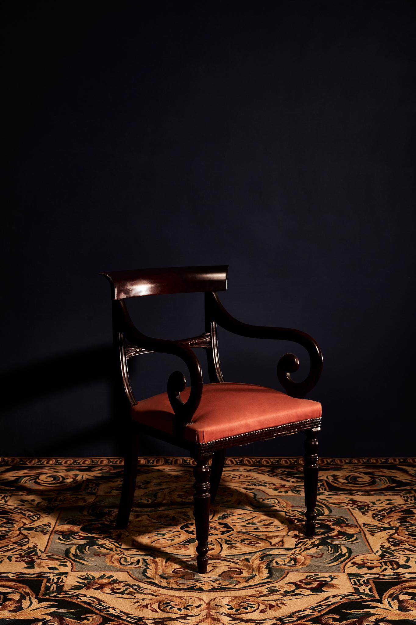 19th Century, English Regency Period English Armchairs Mahogany Turned Leg In Good Condition For Sale In Firenze, FI