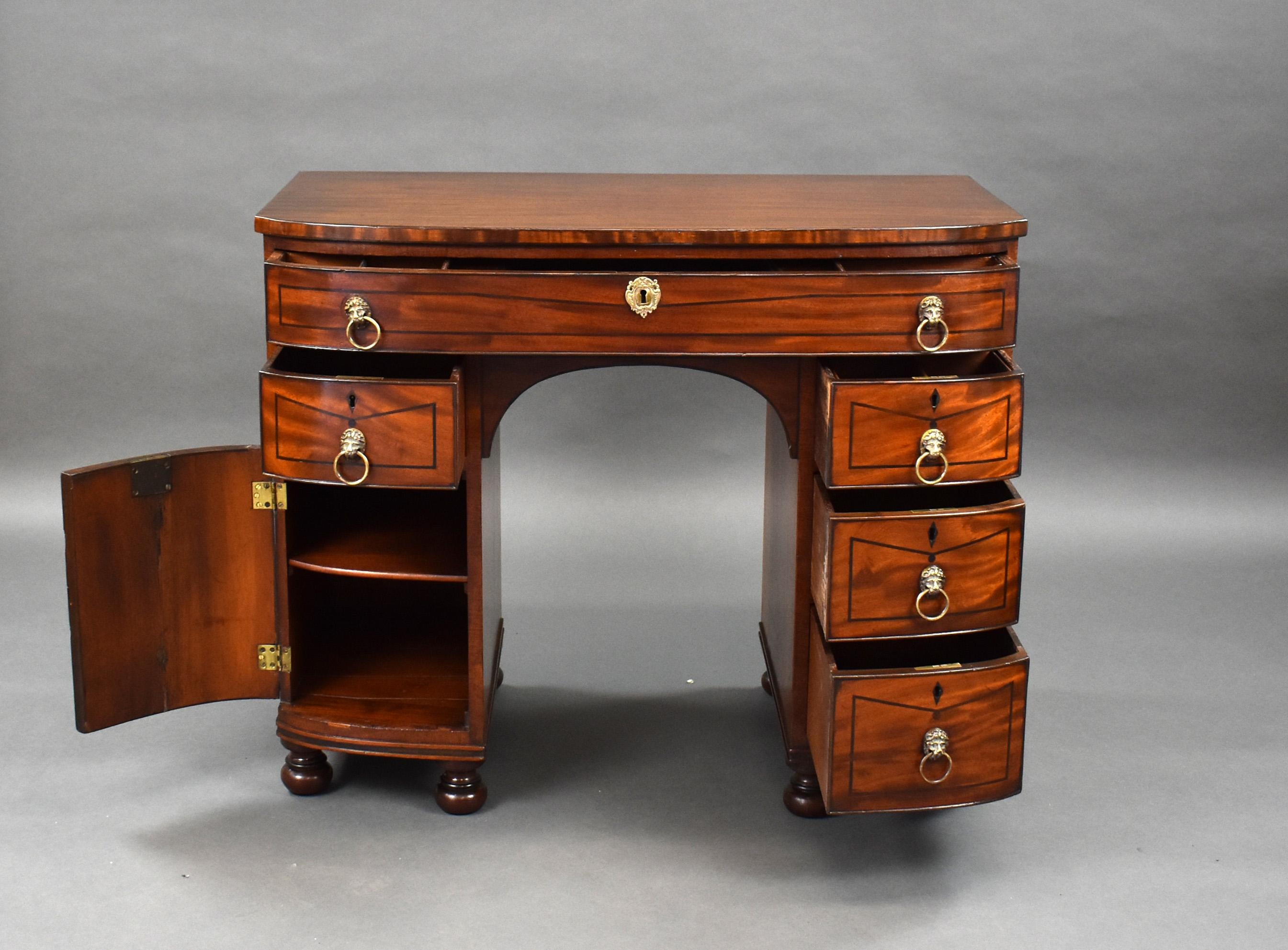 19th Century English Regency Period Mahogany Gentleman's Dressing Chest For Sale 12