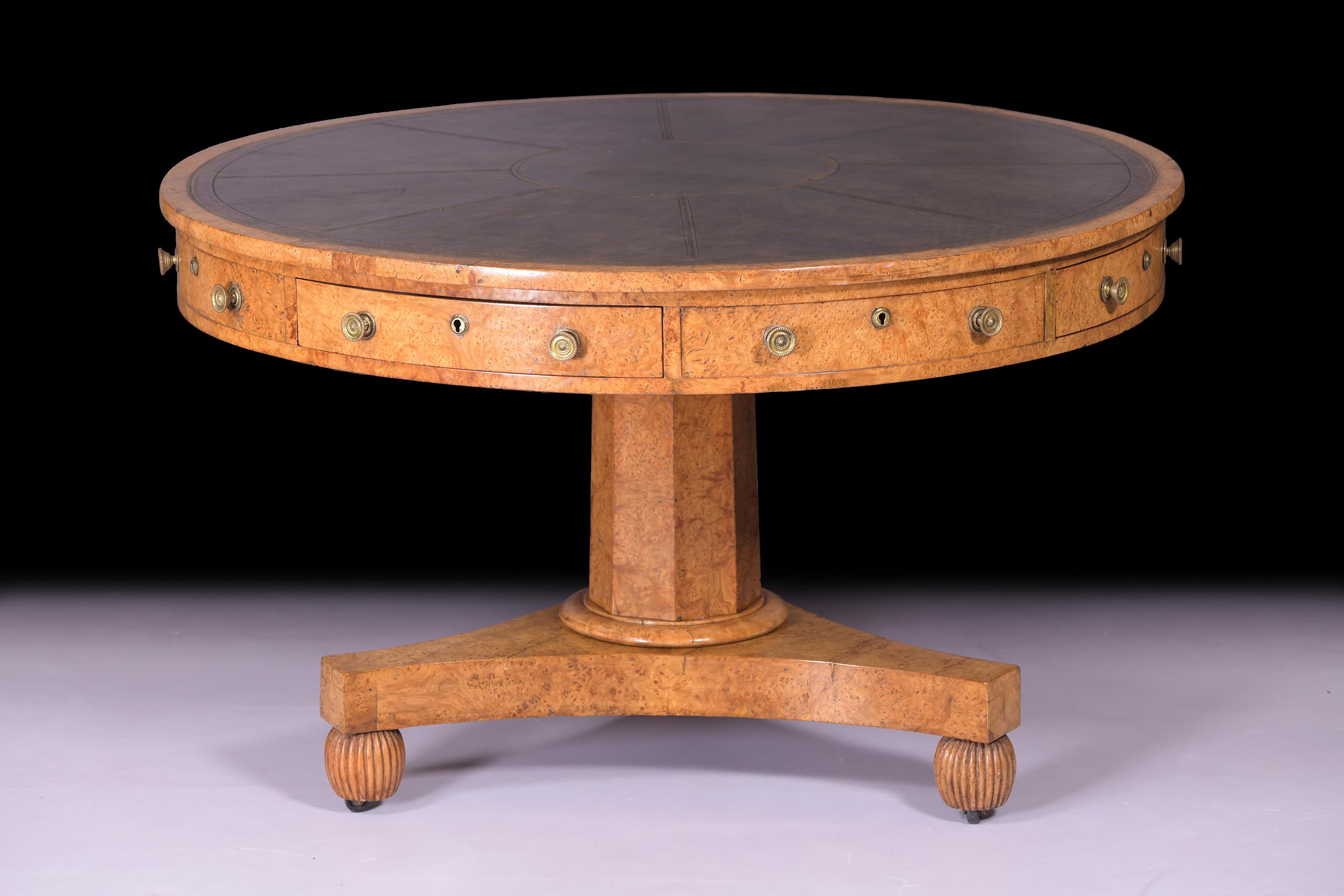 19th Century English Regency Pollard Oak Centre/Drum Table Attributed to Gillows In Good Condition For Sale In Dublin, IE