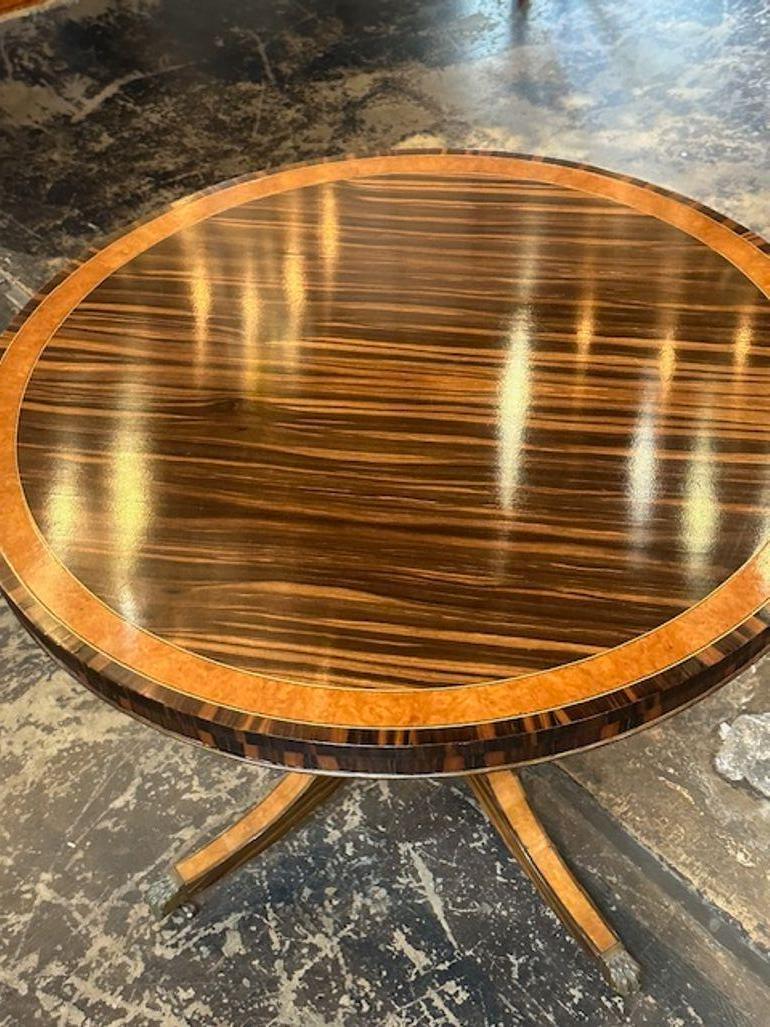 Englischer Regency-Tisch aus Rosenholz, 19. Jahrhundert. Sehr gute Verarbeitung und außergewöhnliche Qualität. Atemberaubend!!