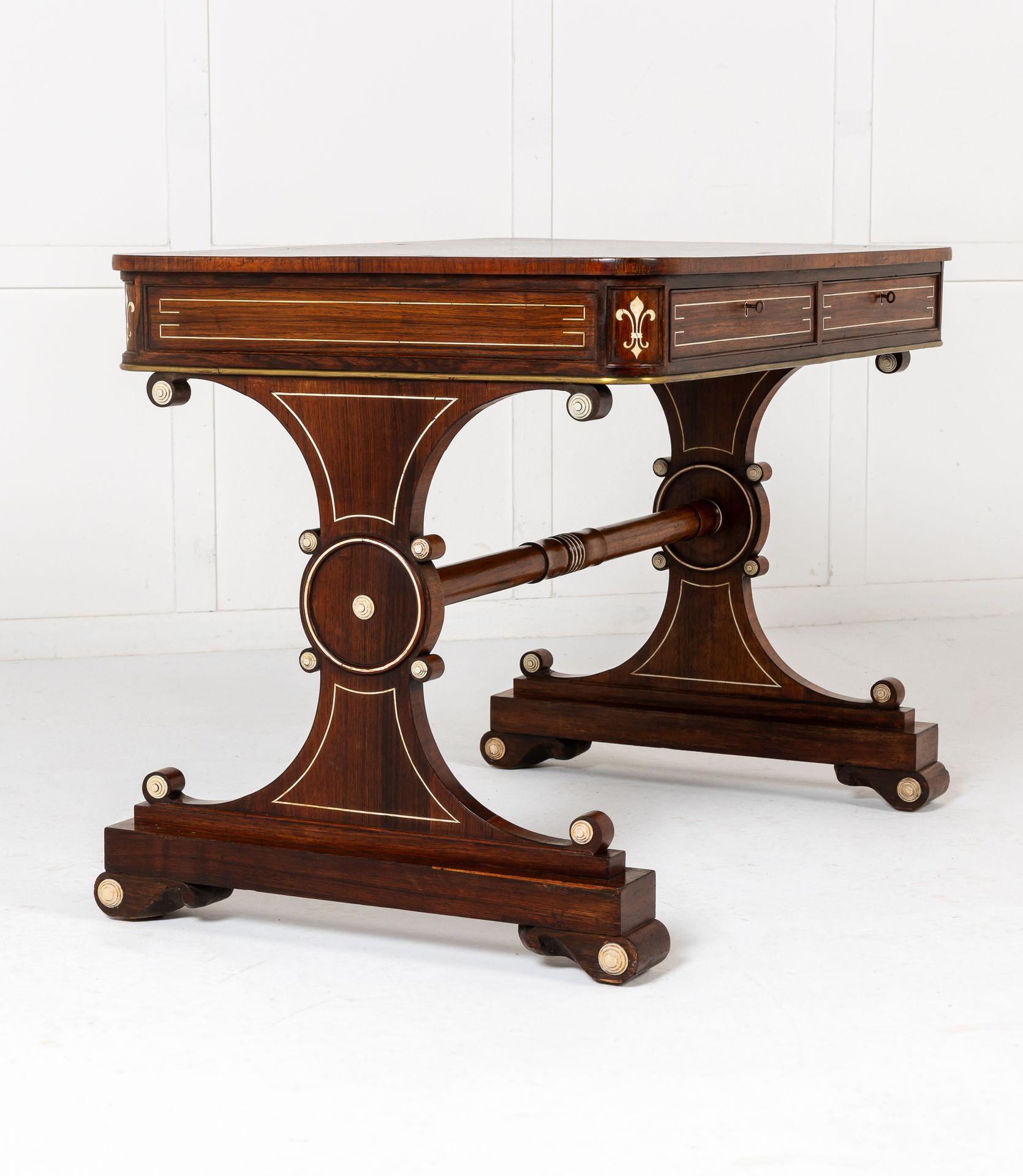 19th Century English Regency Rosewood Library Table In Good Condition For Sale In Gloucestershire, GB