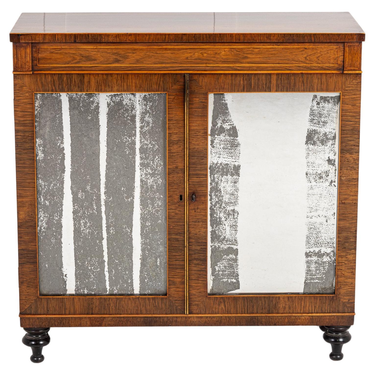 Meuble d'appoint en palissandre de style Régence anglaise du XIXe siècle