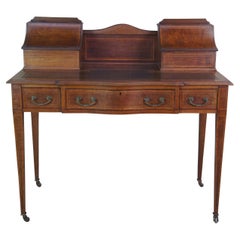 19th Century English Regency Serpentine Walnut Burl Leather Carlton House Desk