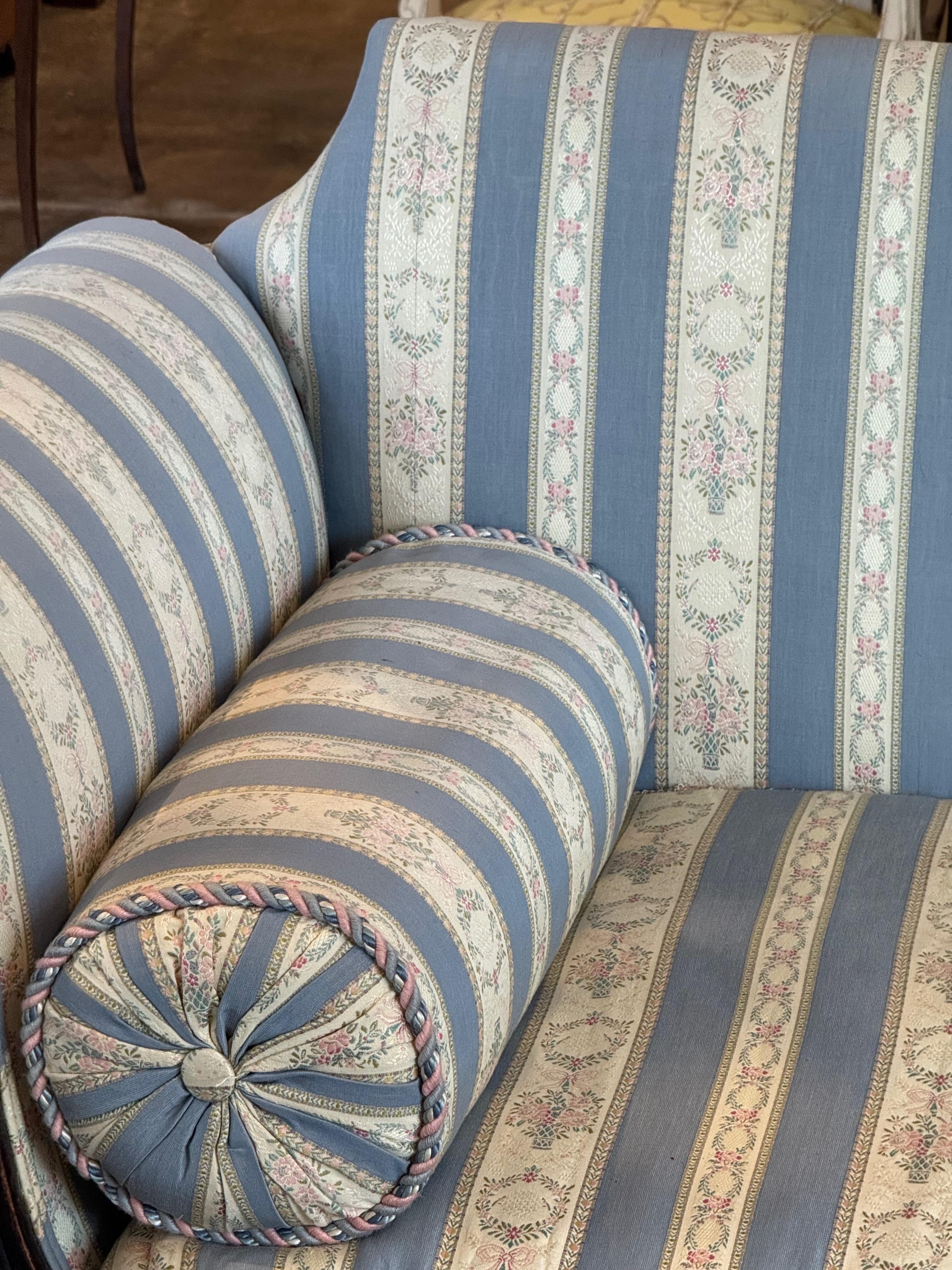 19th Century English Regency Sofa With Striped Upholstery 4