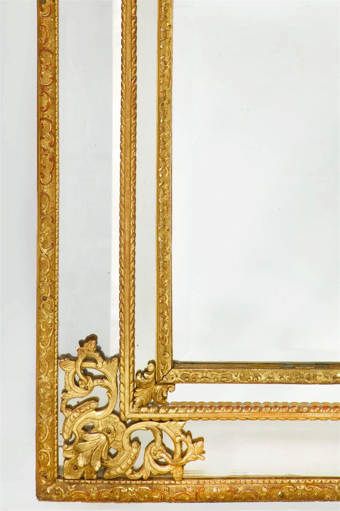 19th Century English Regency Style Carved Giltwood Mirror For Sale 2