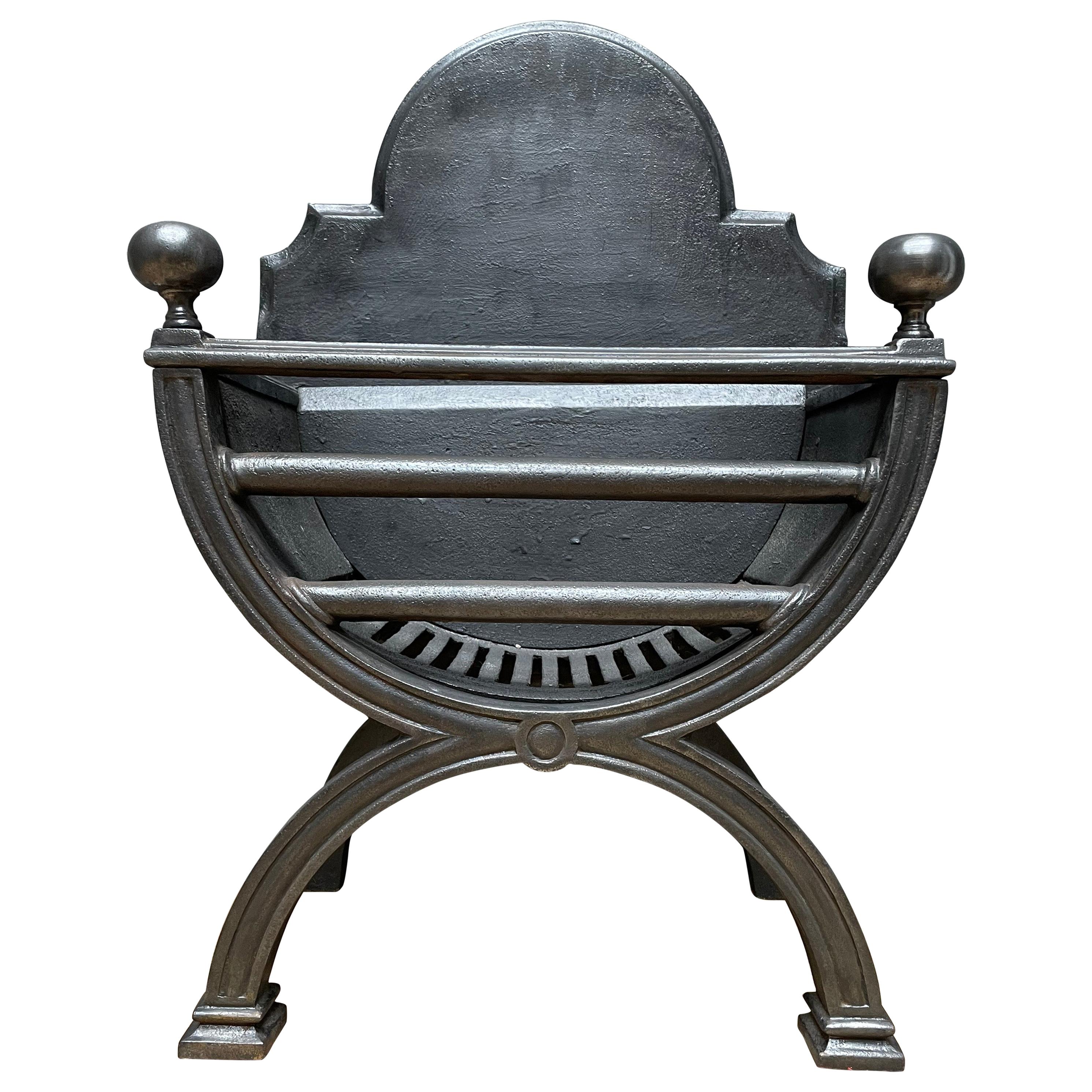 19th Century English Regency Style Polished Cast Iron Fire Grate For Sale