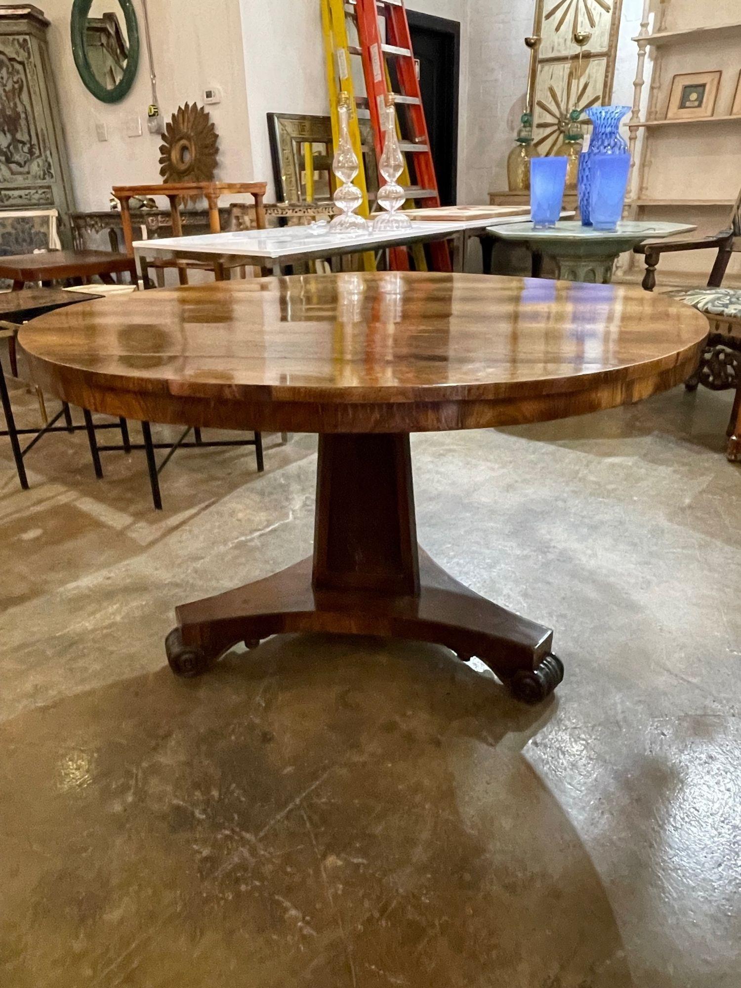 19th Century English Regency Style Rosewood Center Table For Sale 1