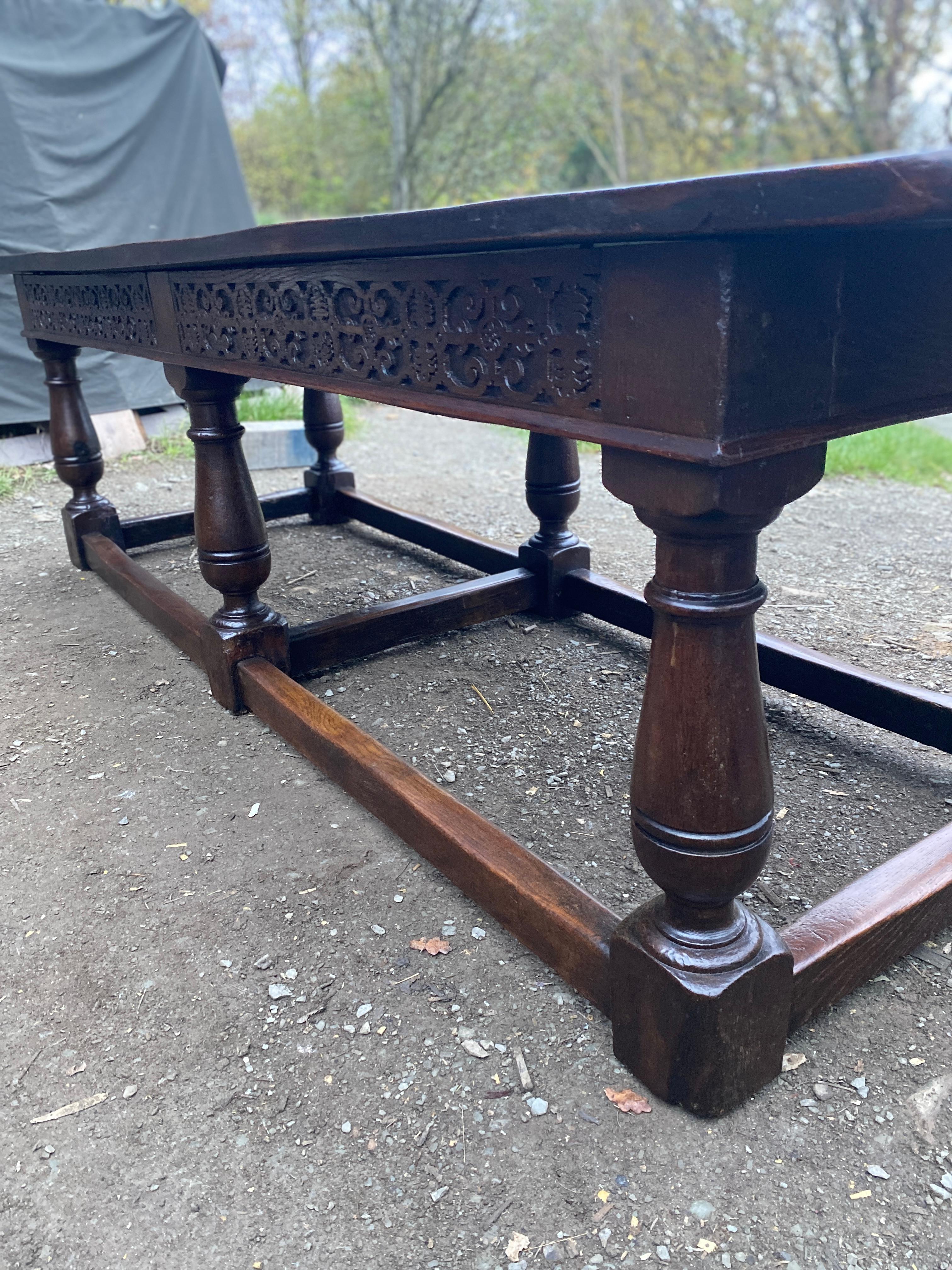 19th Century English Renaissance Console Table with 6 Large Legs 6