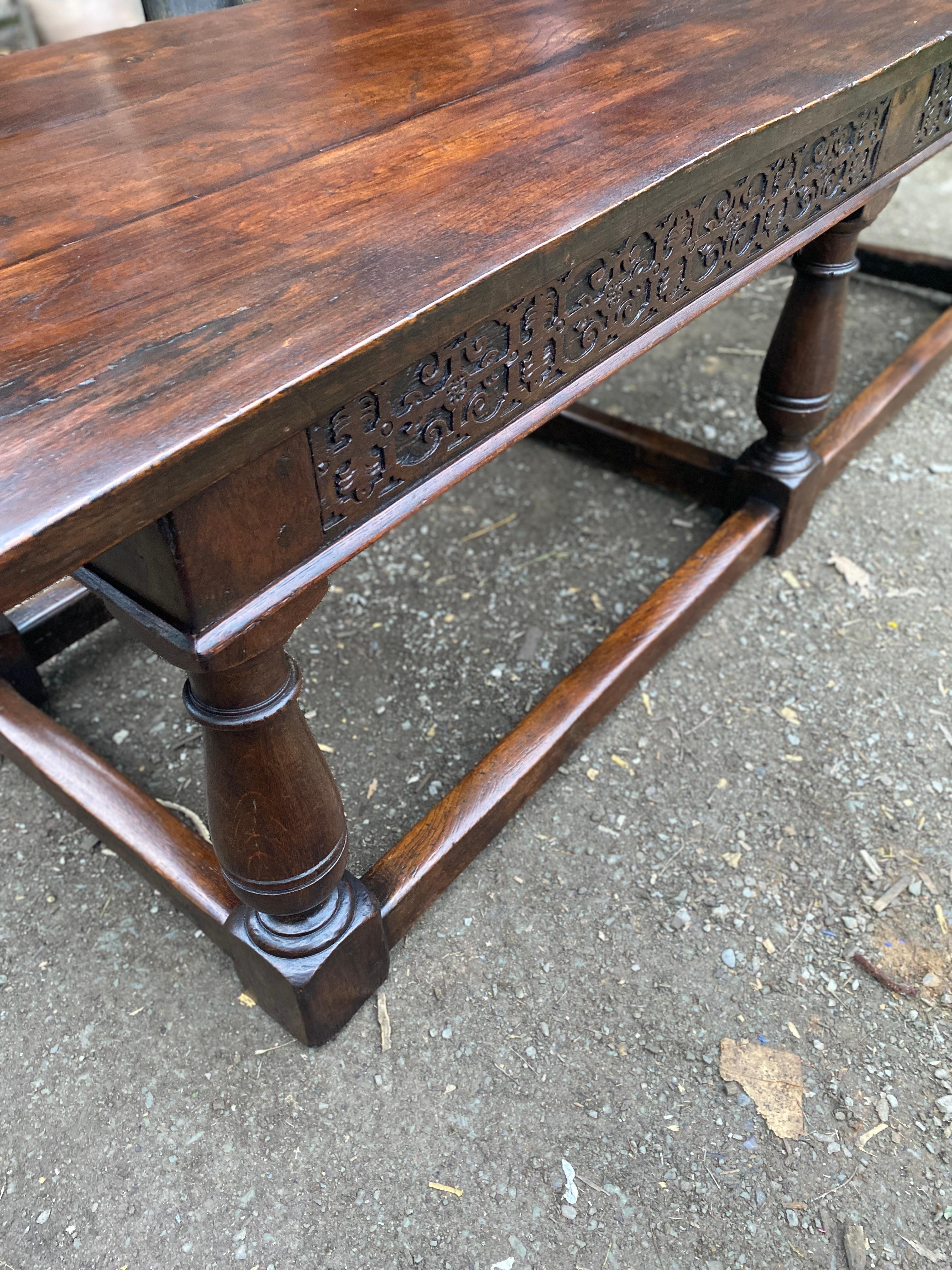 19th Century English Renaissance Console Table with 6 Large Legs 10