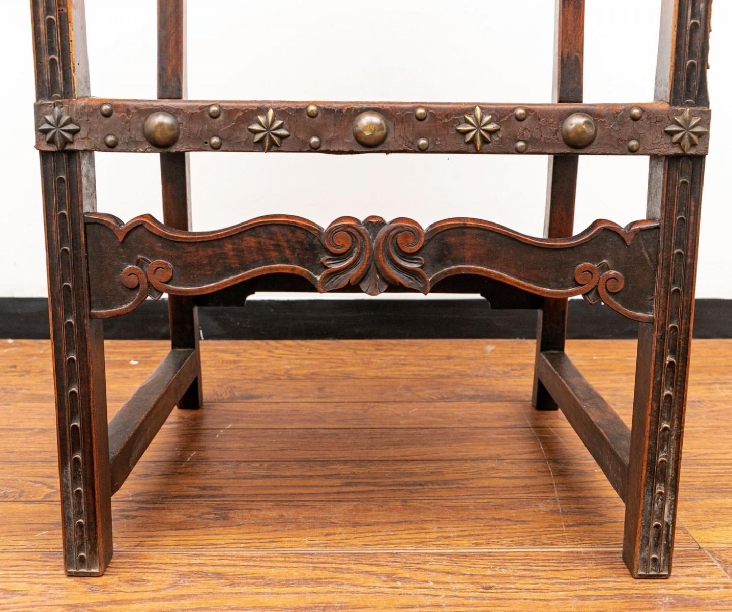 19th Century English Renaissance Leather Carved Wood Hall Chair Pair For Sale 1