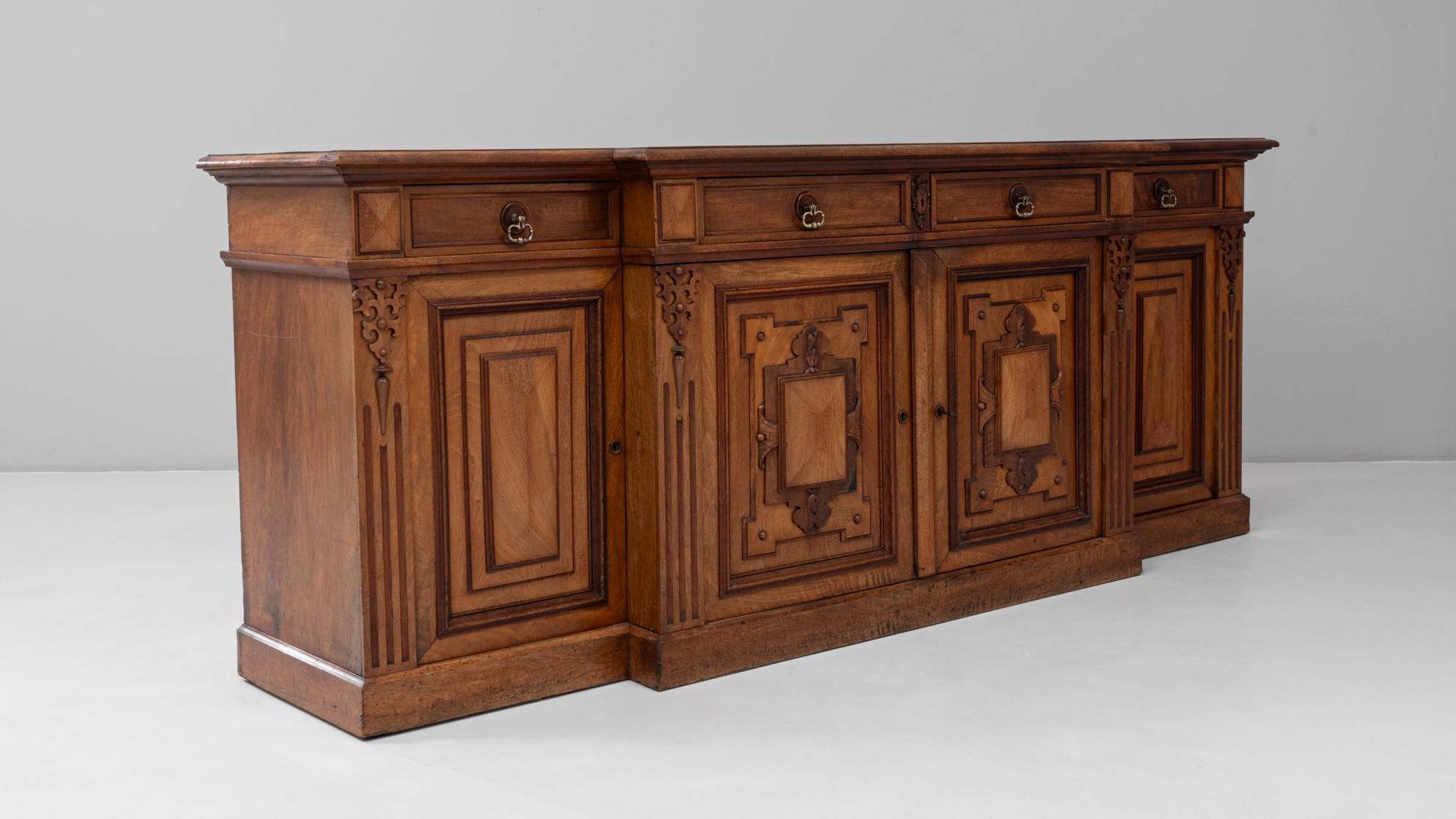 Aparador de madera renacentista inglés del siglo XIX con pátina original en venta 4