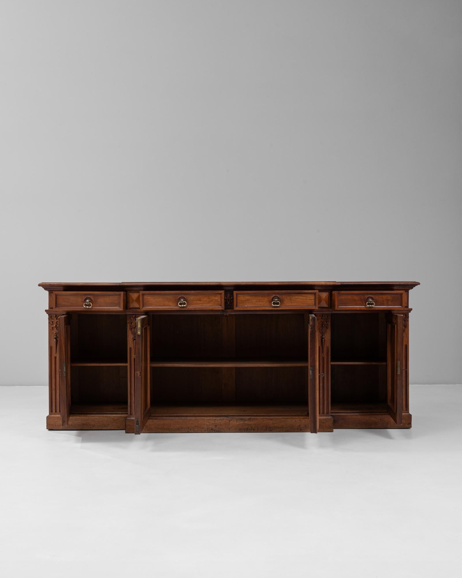 Aparador de madera renacentista inglés del siglo XIX con pátina original Británico en venta