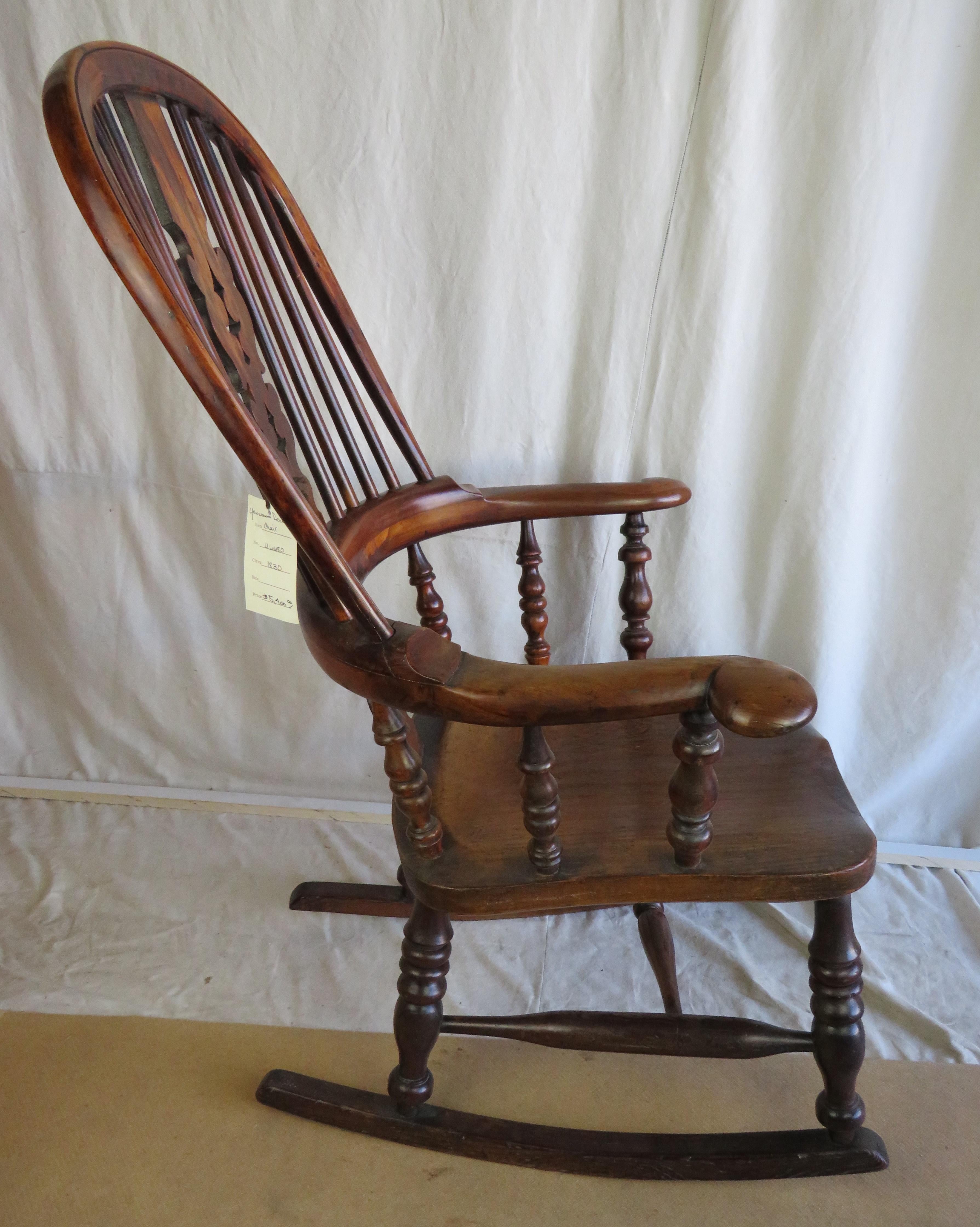 Yew 19th Century English Windsor Rocking Chair For Sale