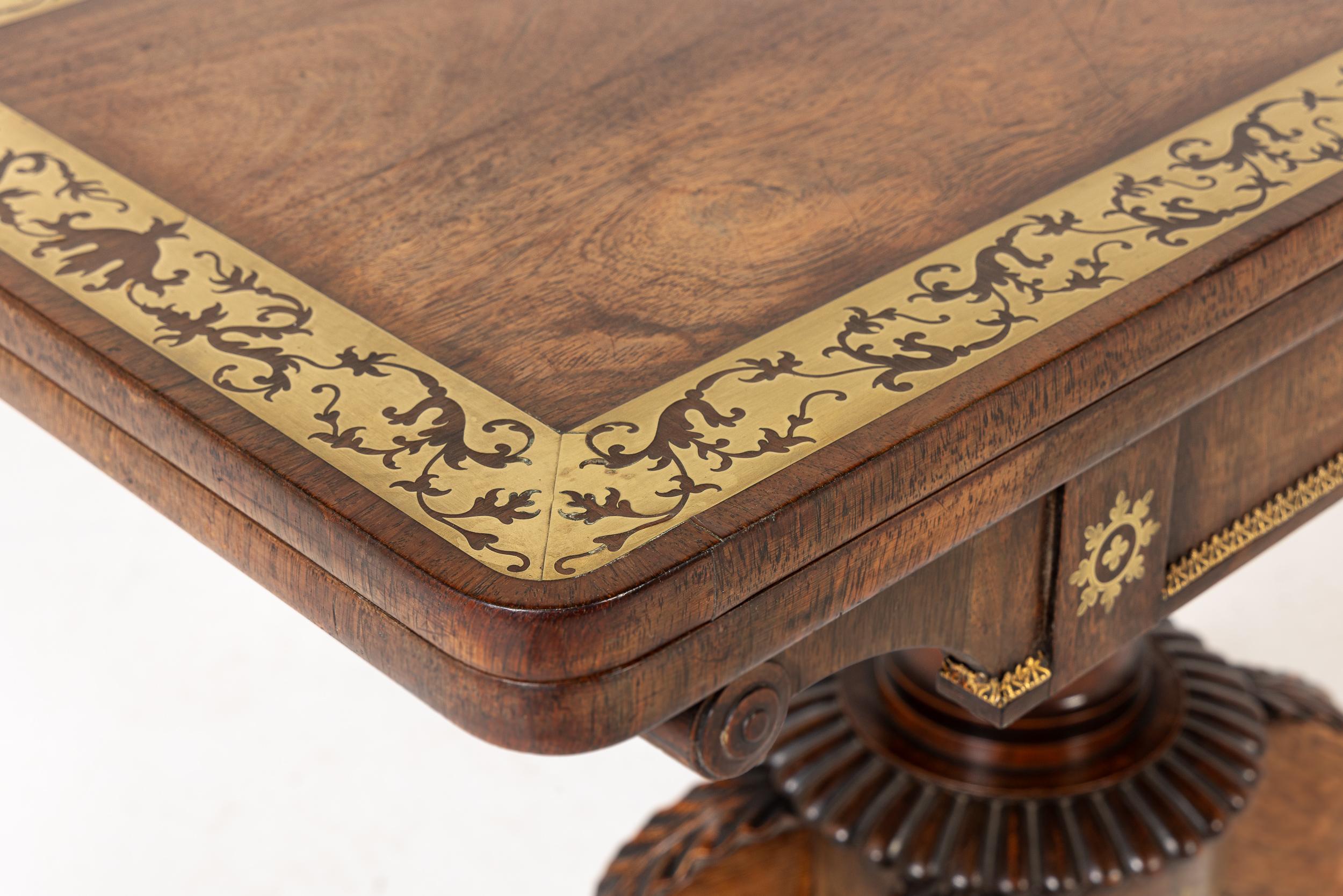 Table à cartes anglaise du 19ème siècle en vente 7