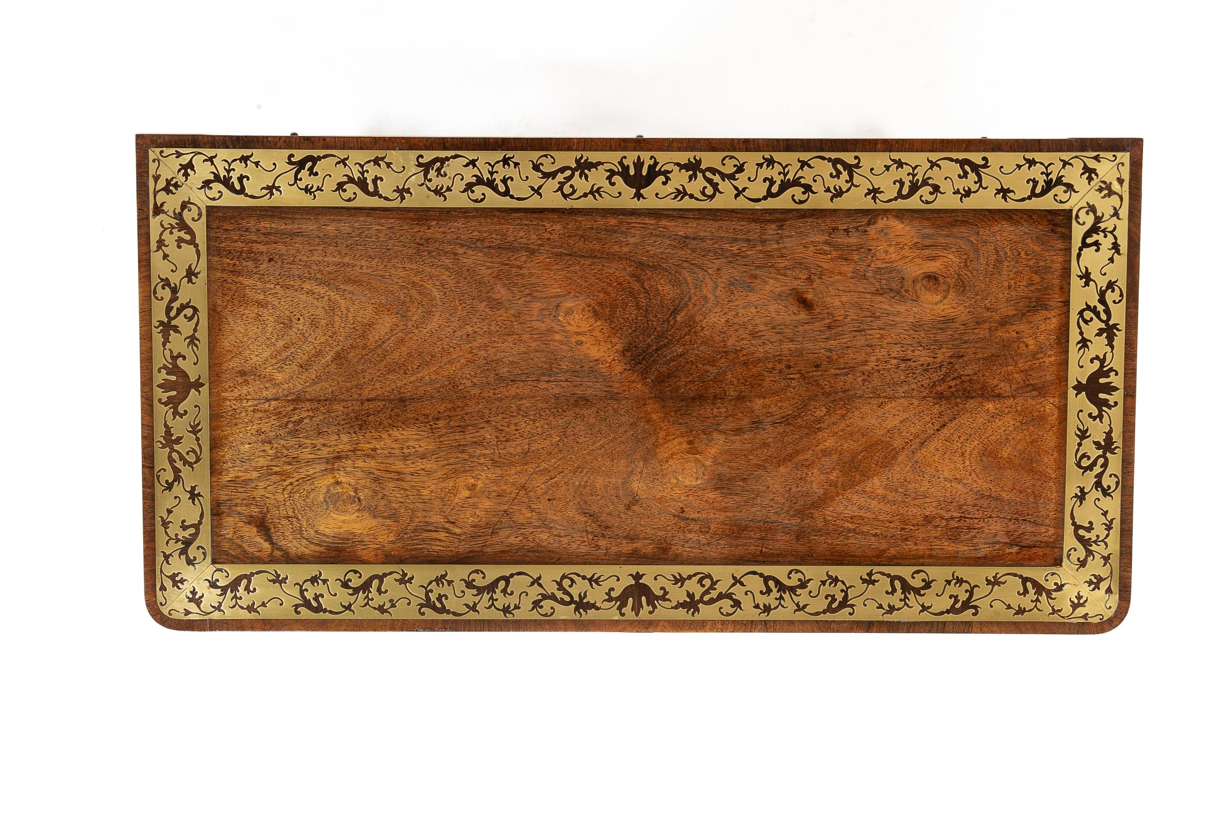 Table à cartes anglaise du 19ème siècle en vente 3