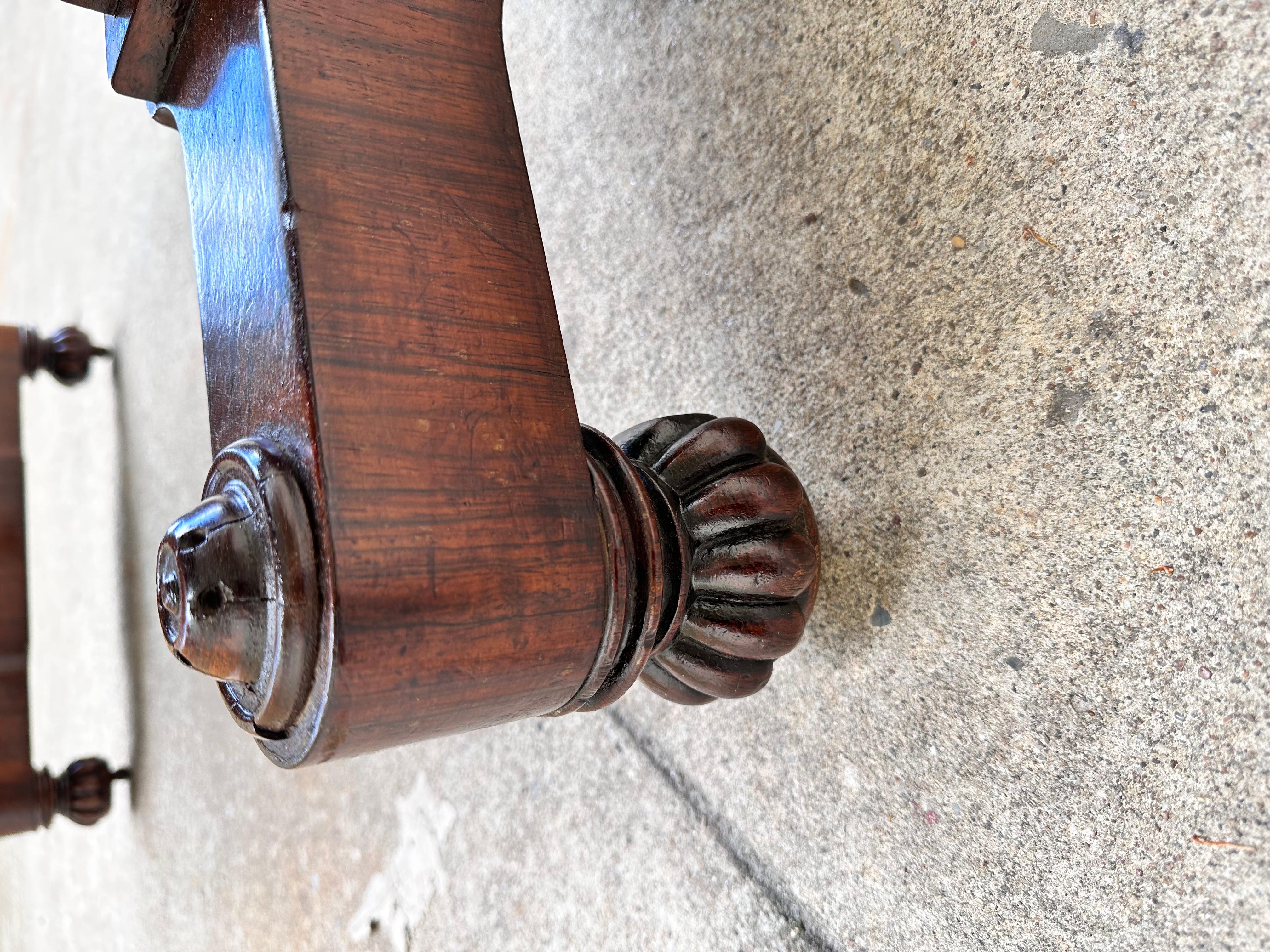 19th Century English Rosewood Entry Table For Sale 4