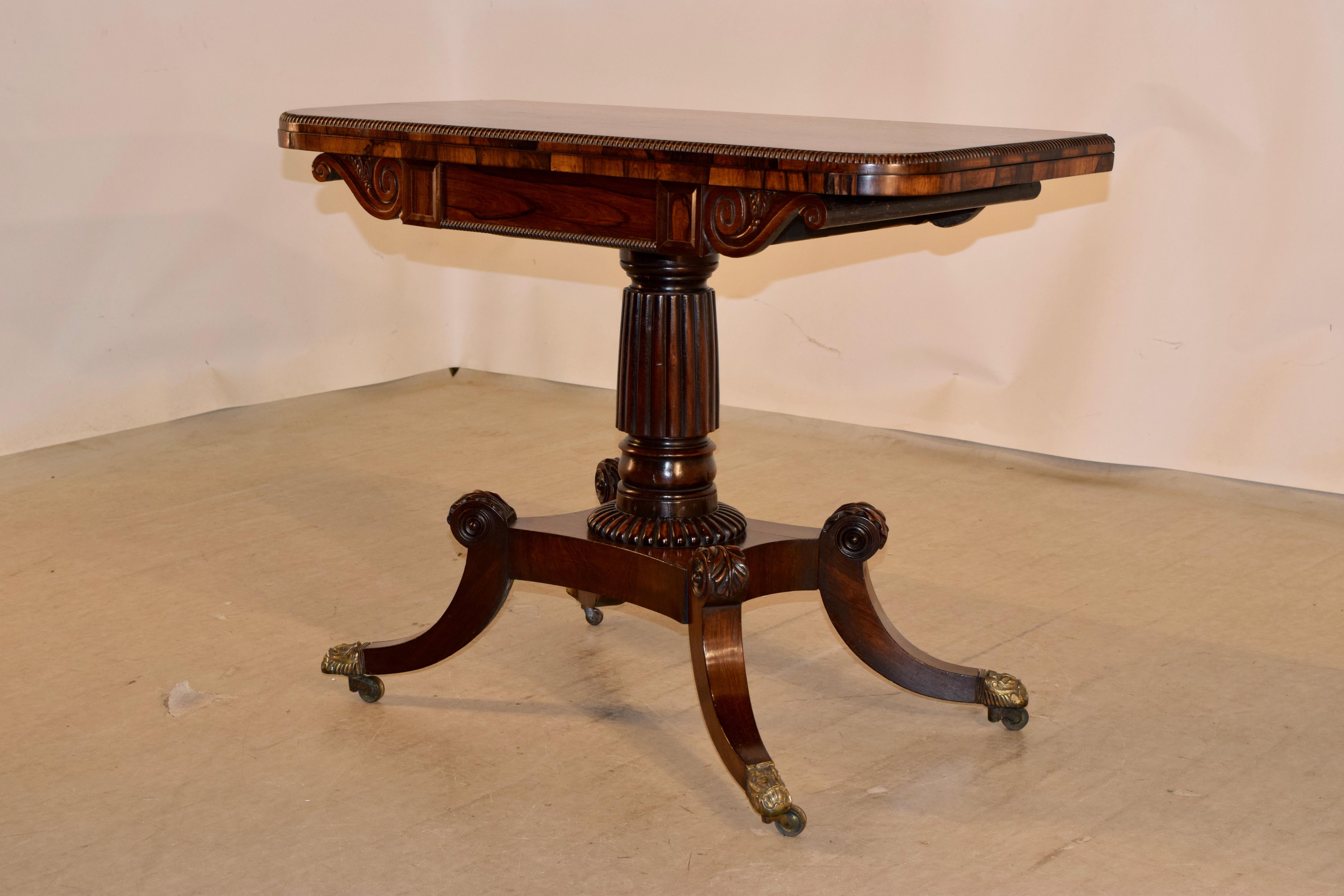 Englischer Palisander-Spieltisch aus dem 19. Jahrhundert (Rosenholz) im Angebot