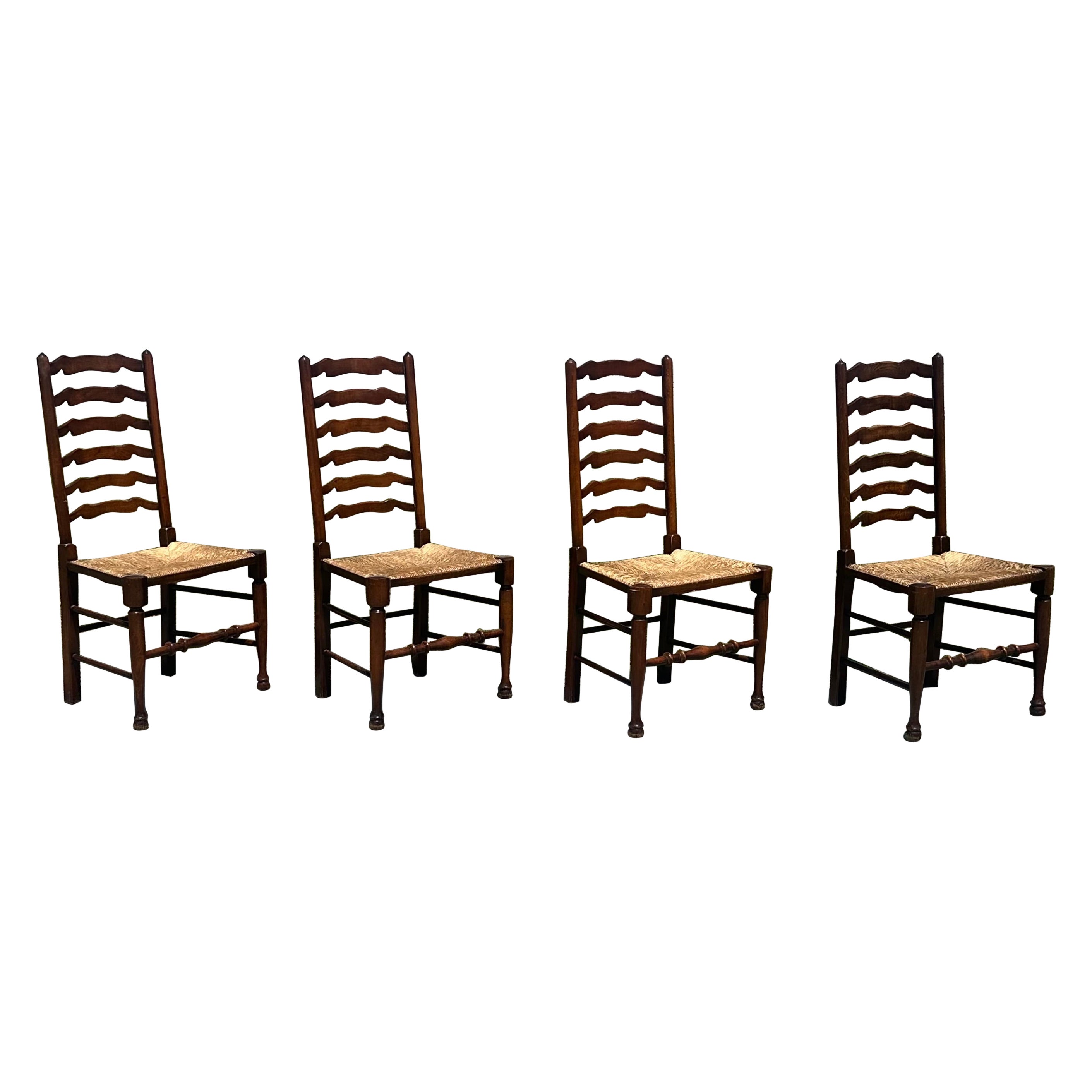 Juego de 4 sillas de comedor con respaldo de escalera de junco inglés del siglo XIX en venta
