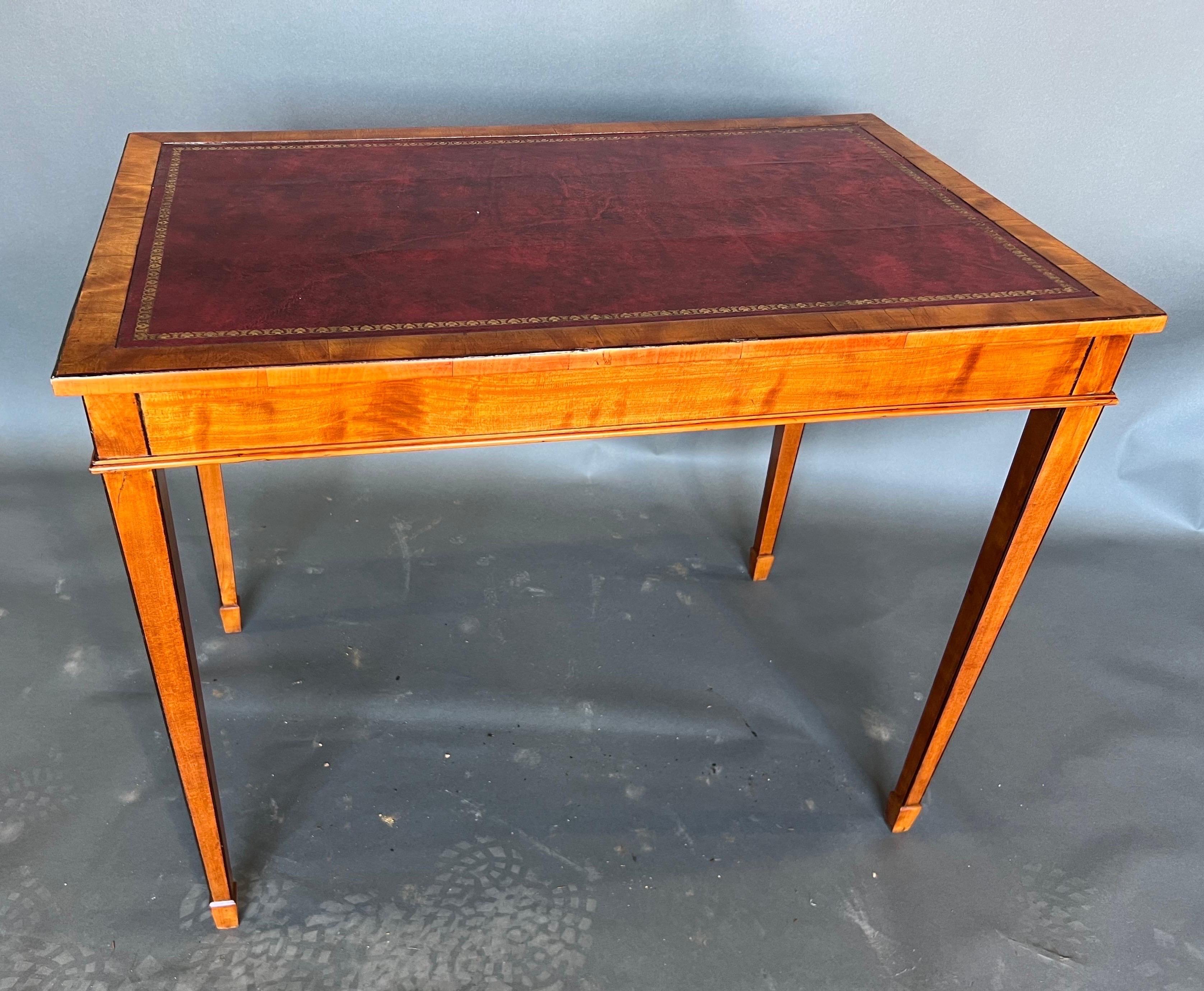 19th Century English Satinwood and Leather Table For Sale 2
