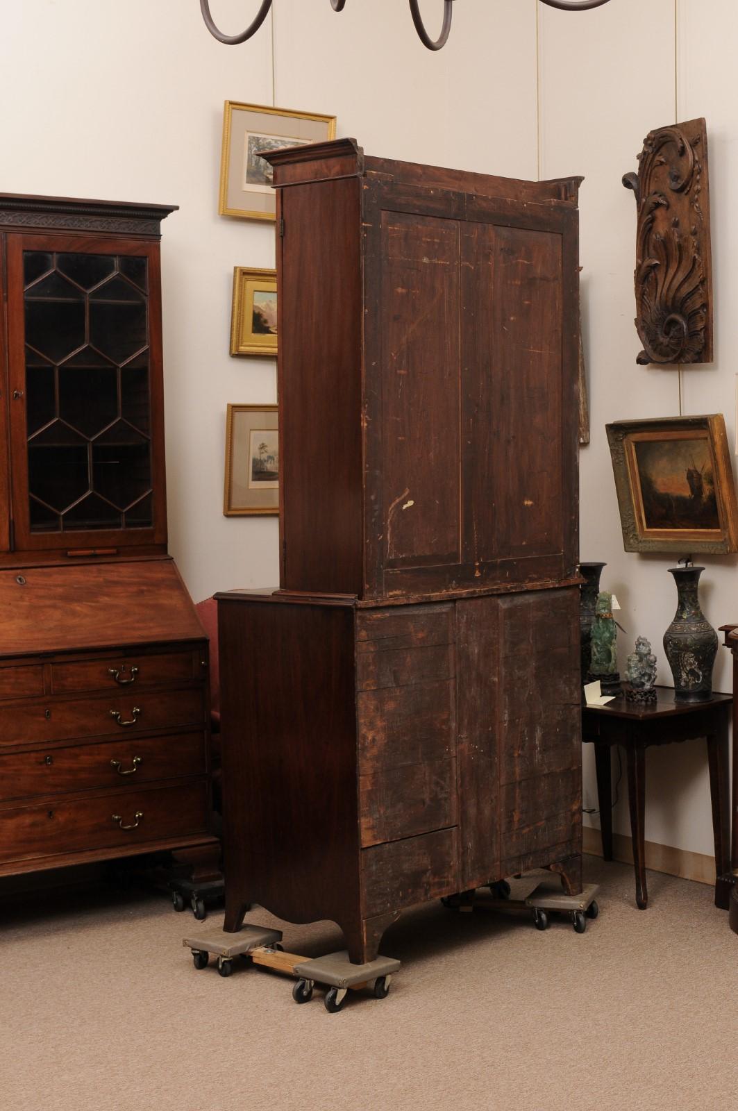  19th Century English Secretary Bookcase in Mahogany with Flat Cornice Top 11