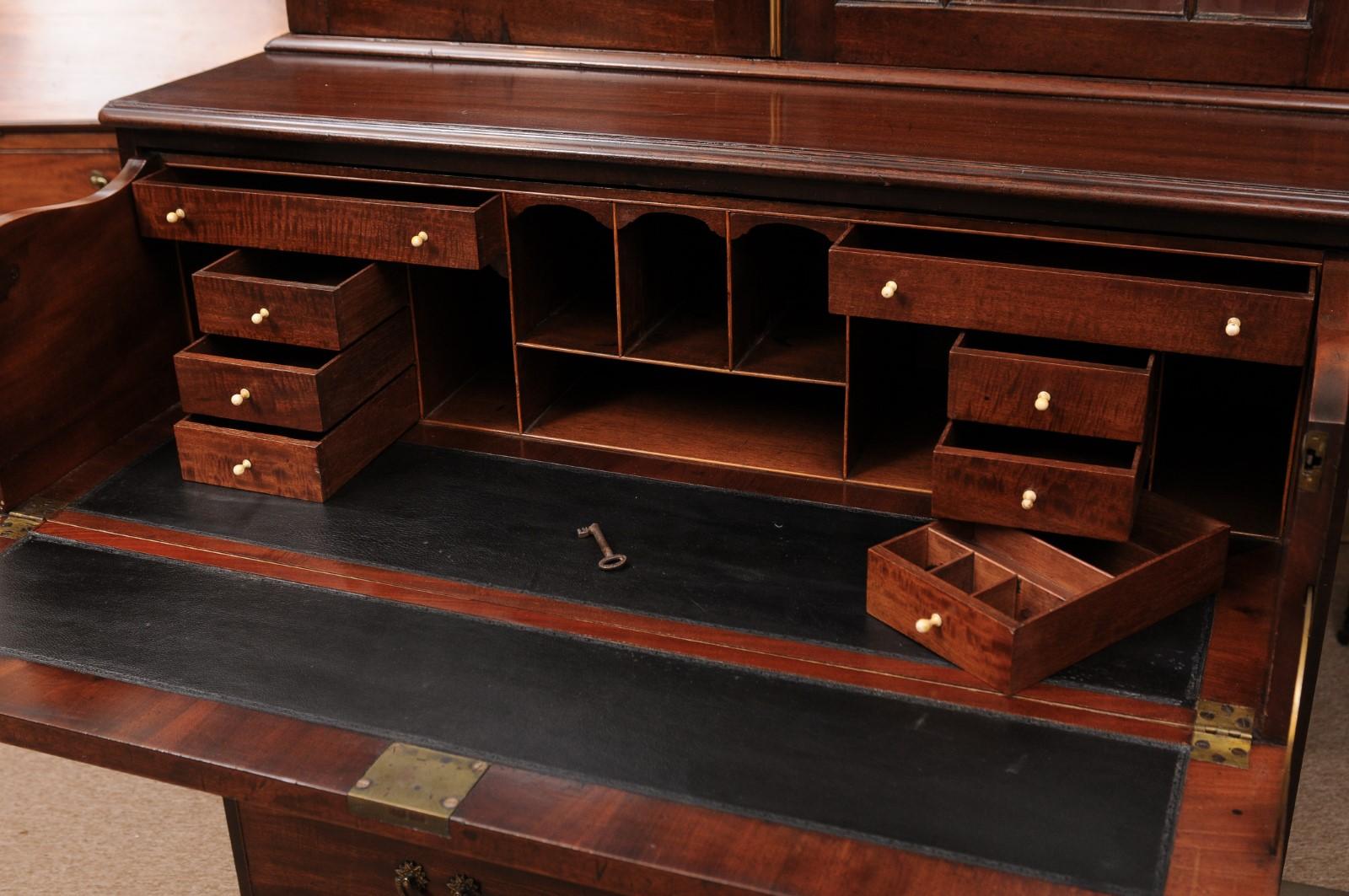  19th Century English Secretary Bookcase in Mahogany with Flat Cornice Top 5
