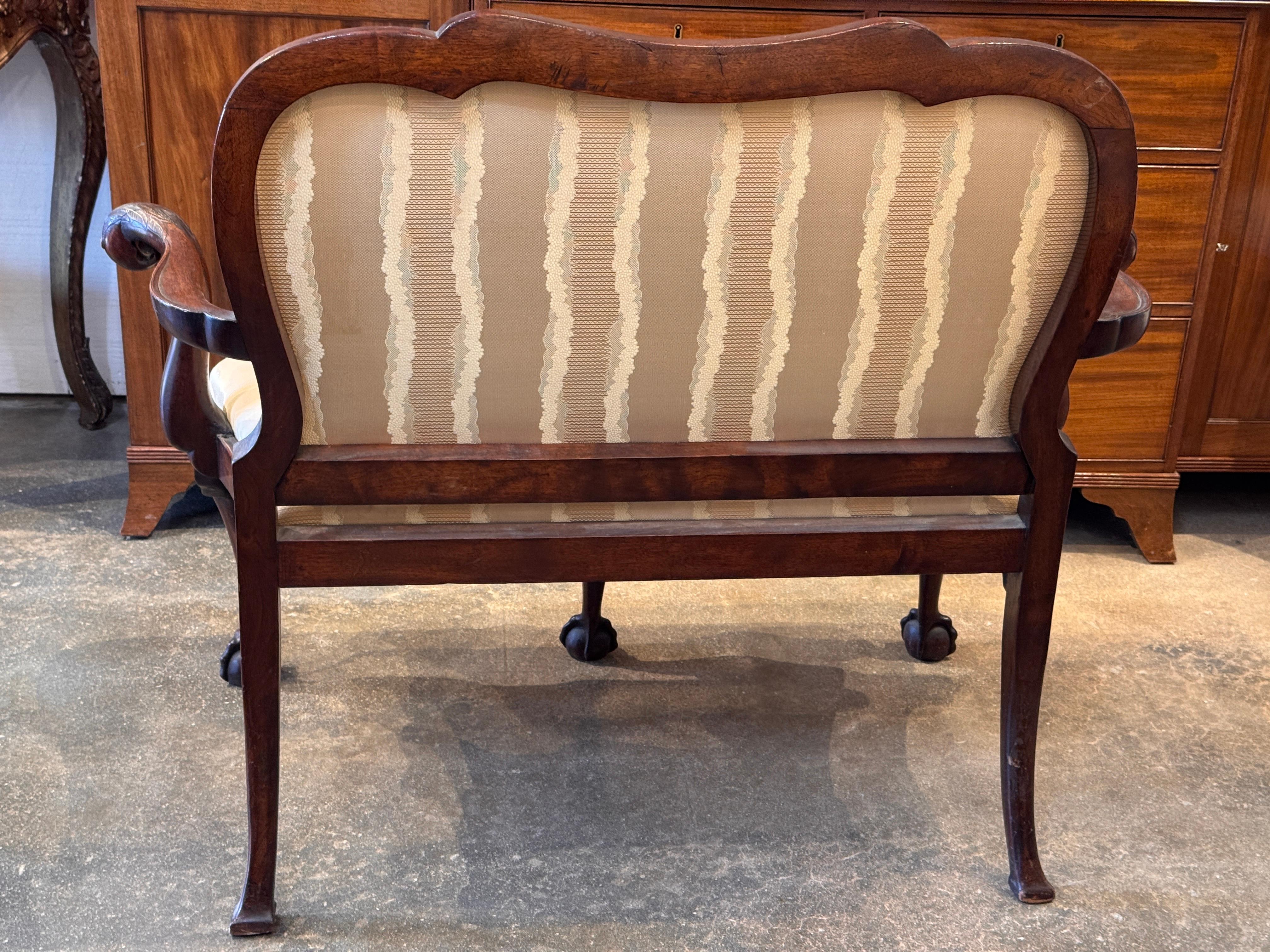 Divano inglese del XIX secolo in vendita 7