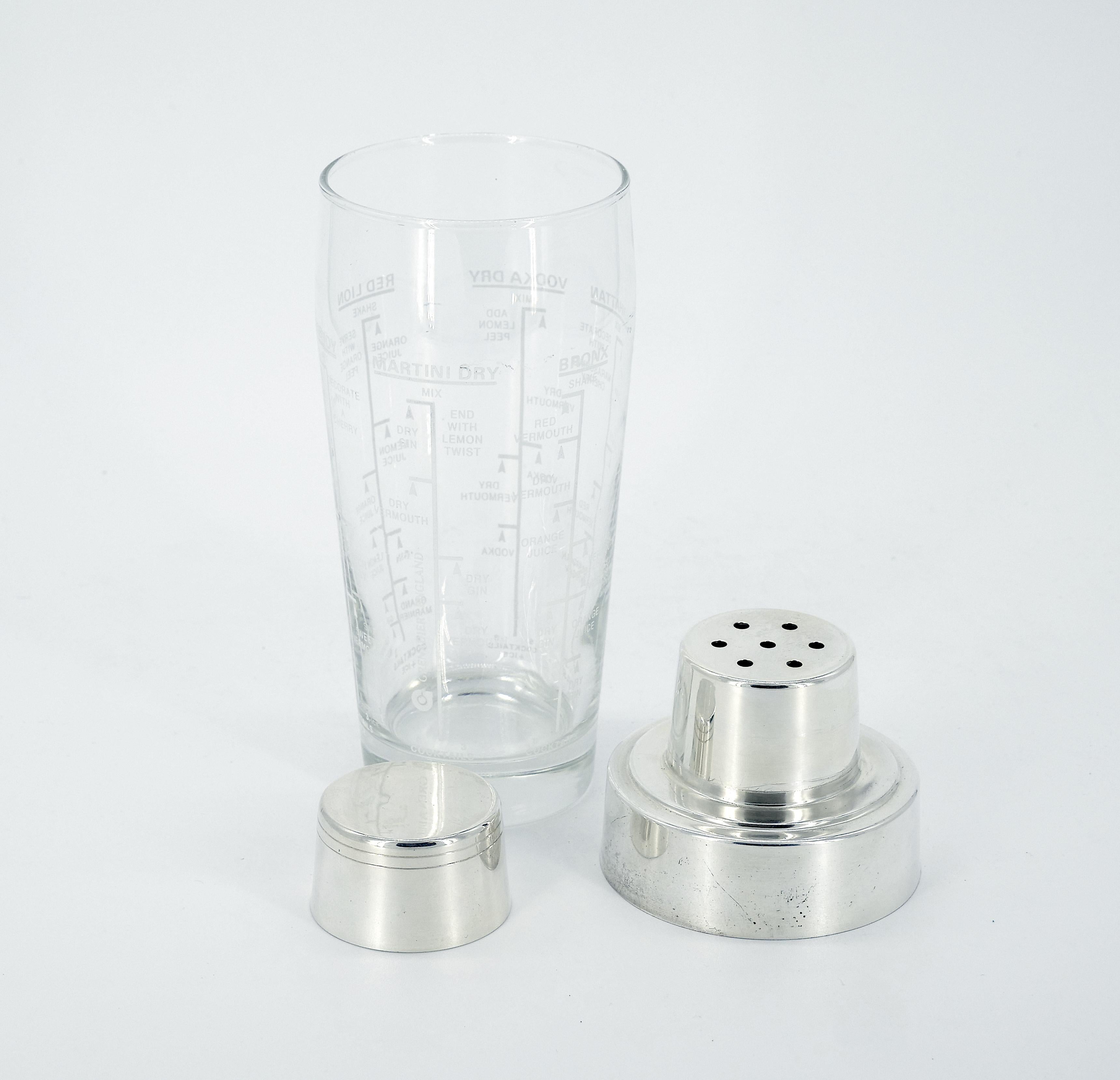 Late 20th Century English Sheffield Silver Plate Cocktail Shaker For Sale
