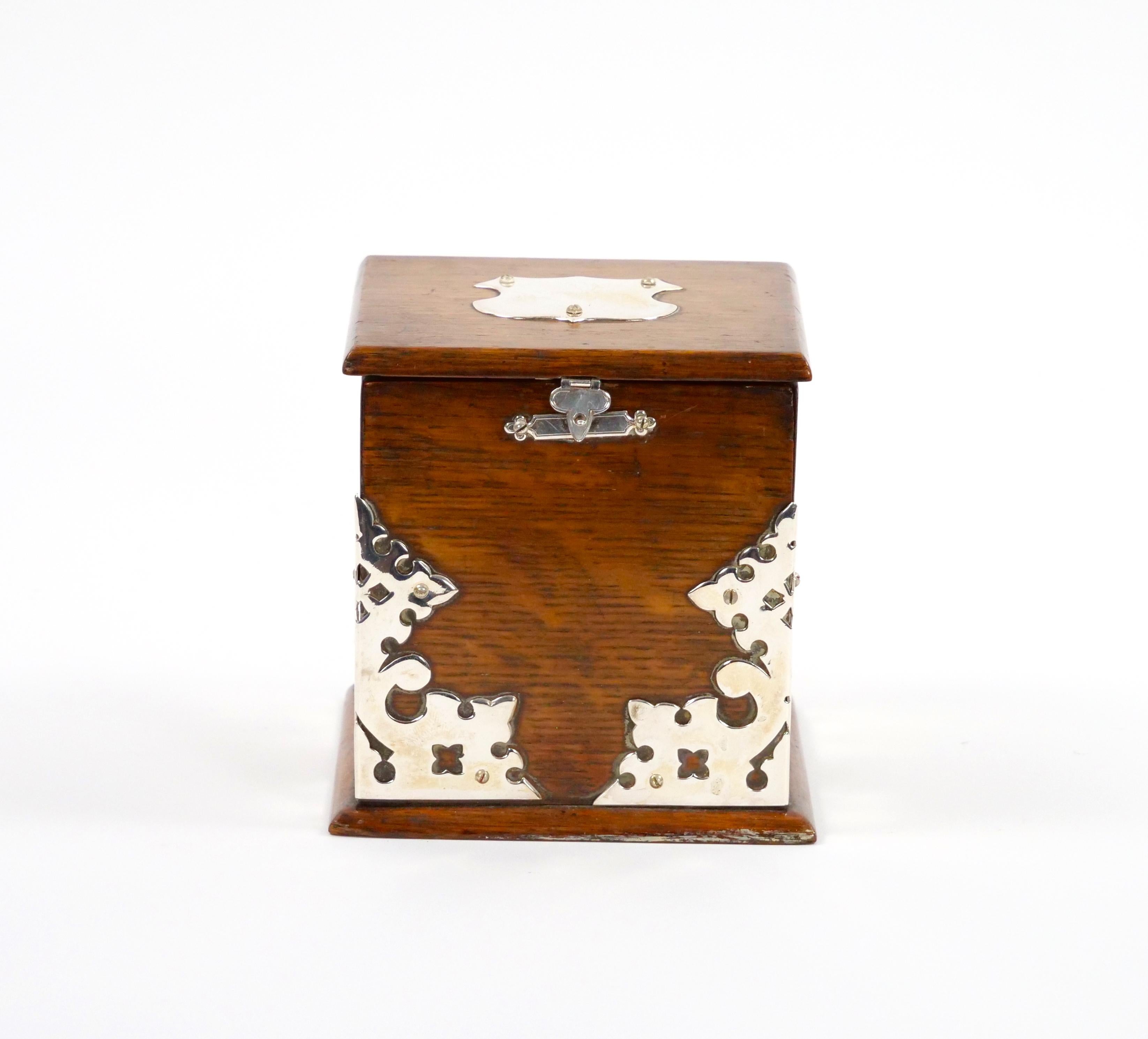 Hand-Carved 19th Century English Sheffield Silver Plate / Oak Tea Caddy For Sale