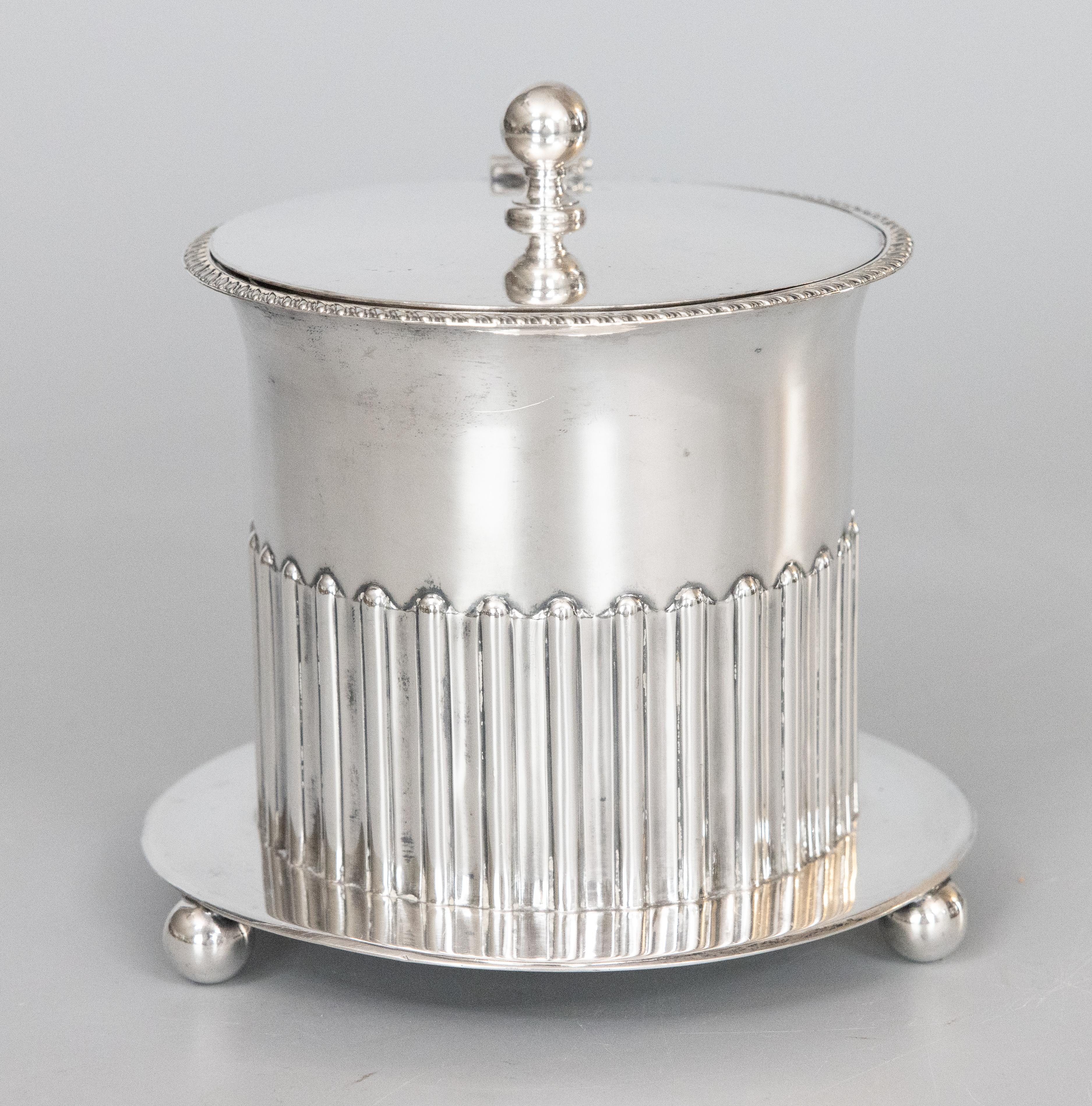 19th Century English Sheffield Silver Plate Tea Caddy Biscuit Barrel Box For Sale 4