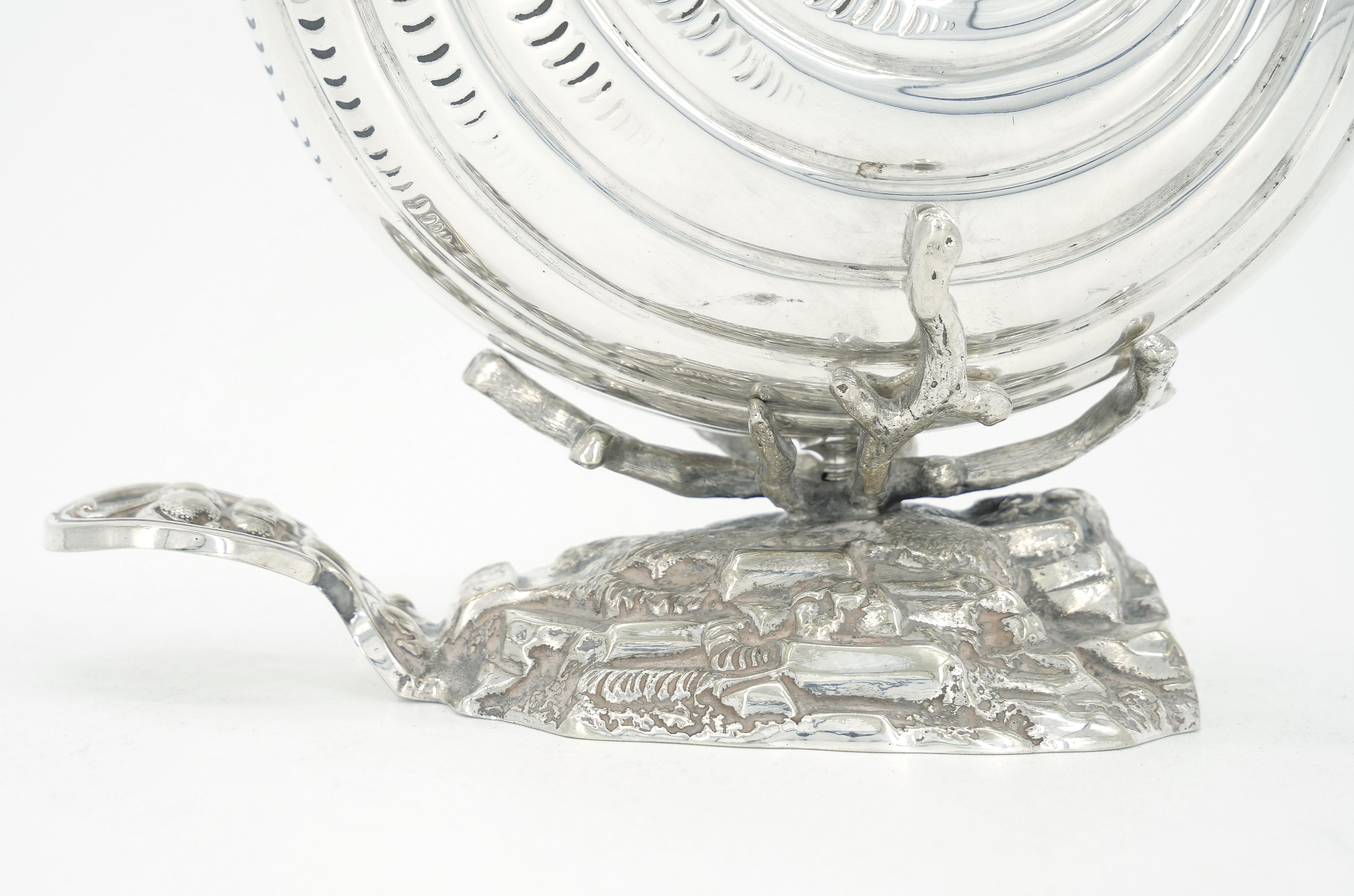 19th Century English Sheffield Silverplate Nautilus Shaped Spoon Warmer For Sale 5