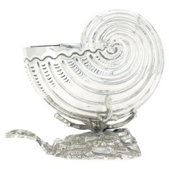 19. Jahrhundert Englisch Sheffield Silberplatte Nautilus geformt Löffelwärmer