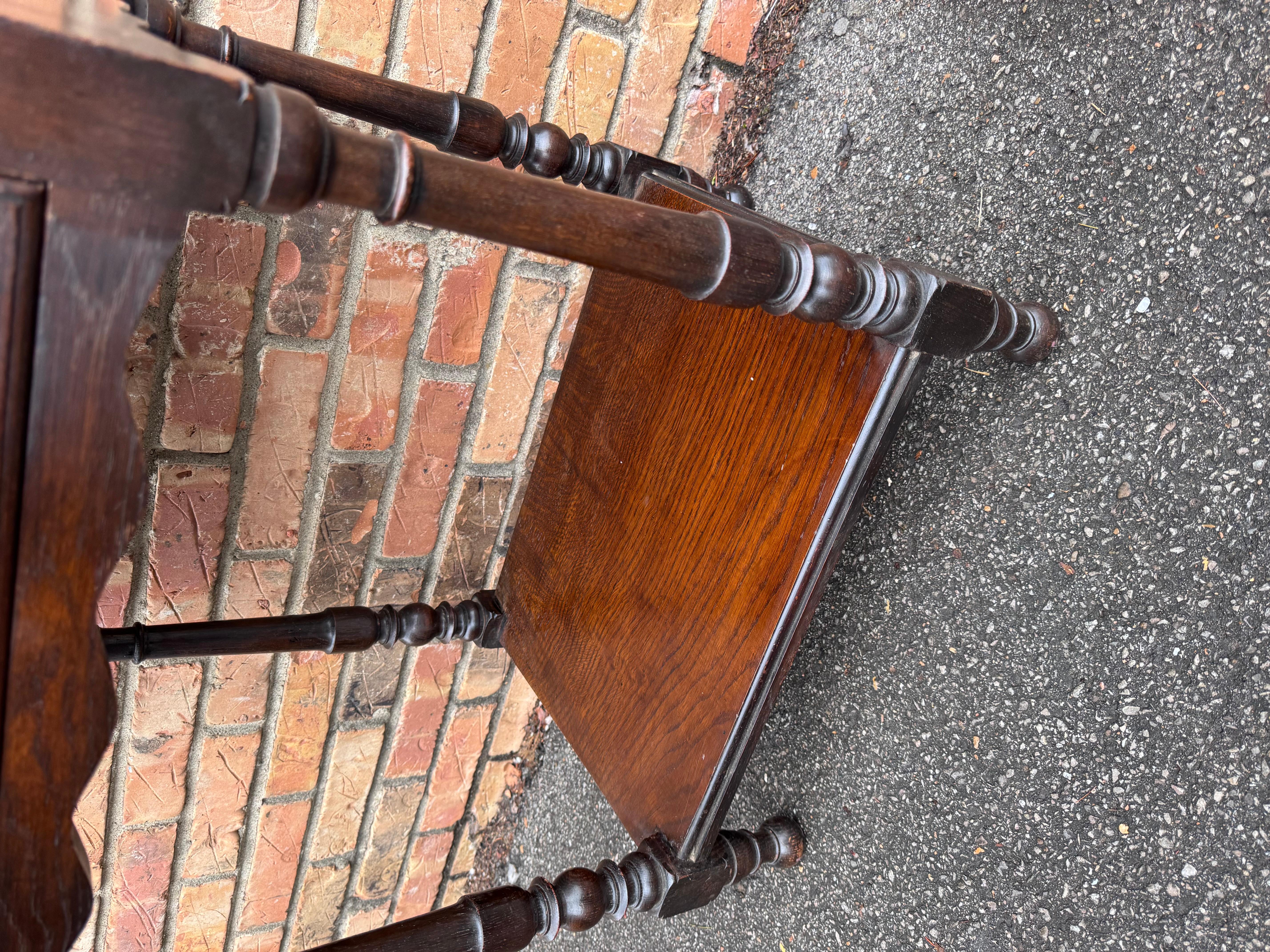 19th Century English Side Table In Good Condition In Nashville, TN