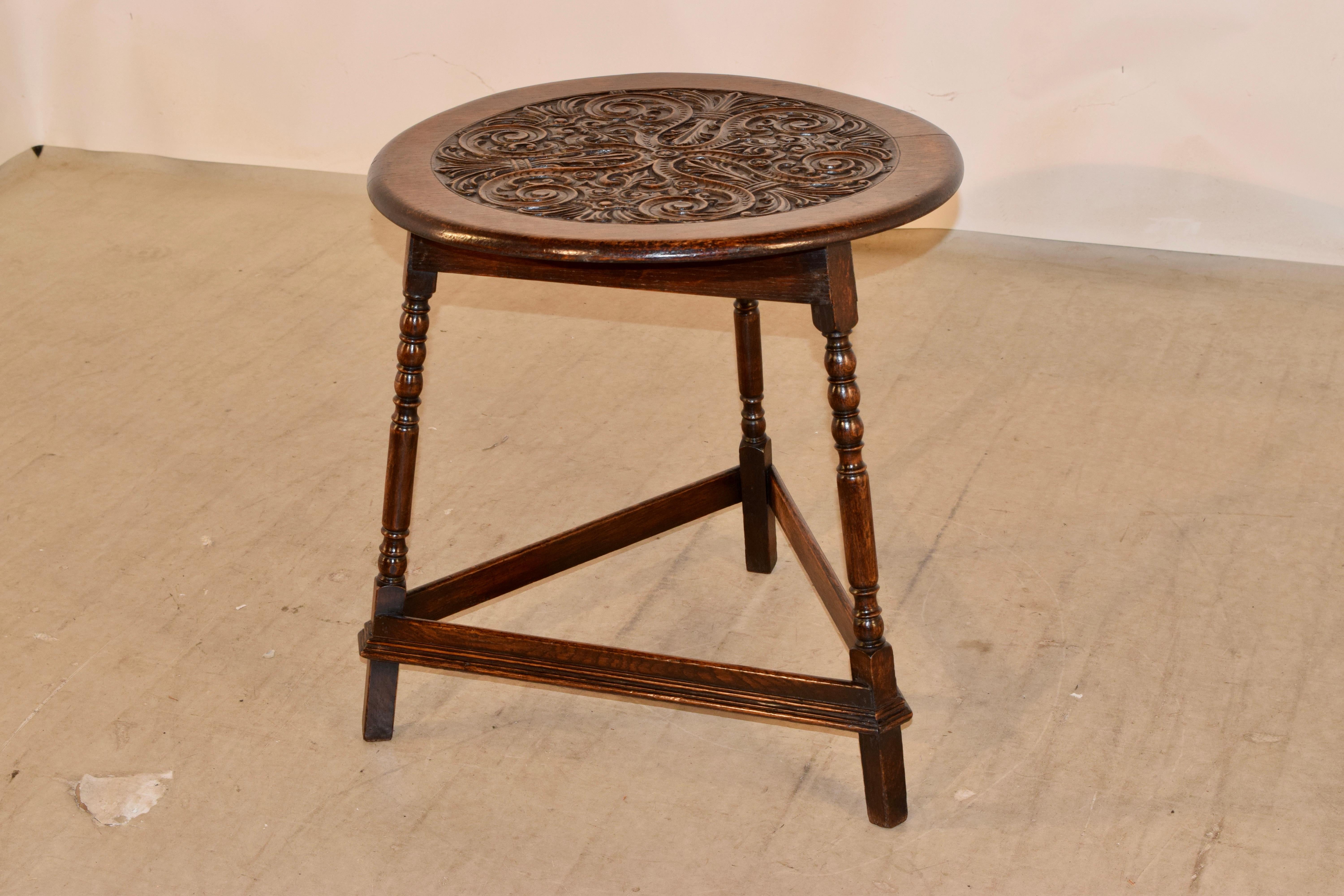 19th Century English Side Table In Good Condition In High Point, NC