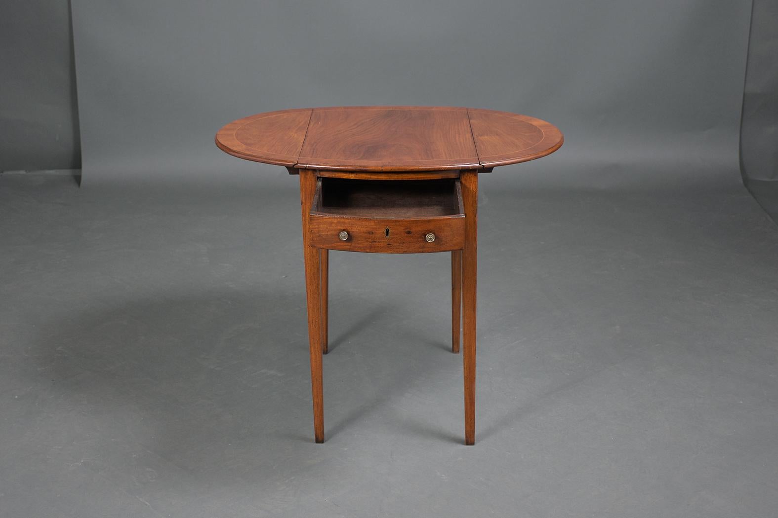 19th Century Cherrywood Antique Pembrook Table with Folding Leaves 1