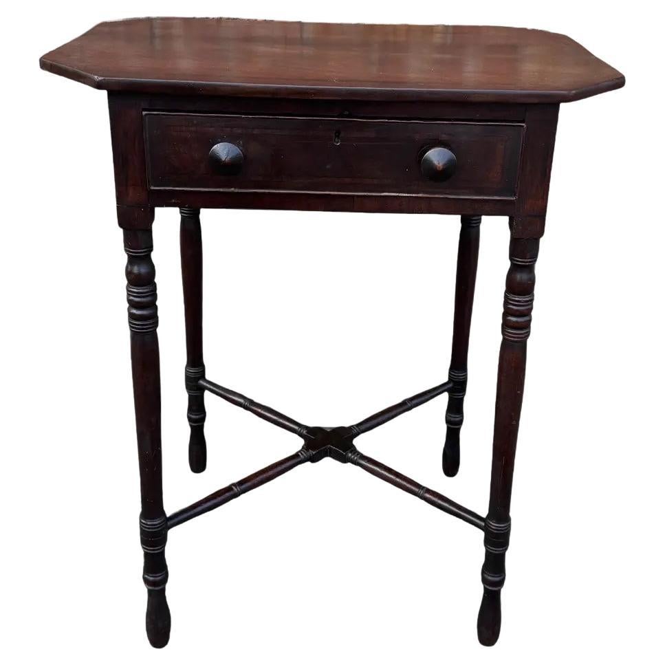 Table d
appoint anglaise du 19e siècle