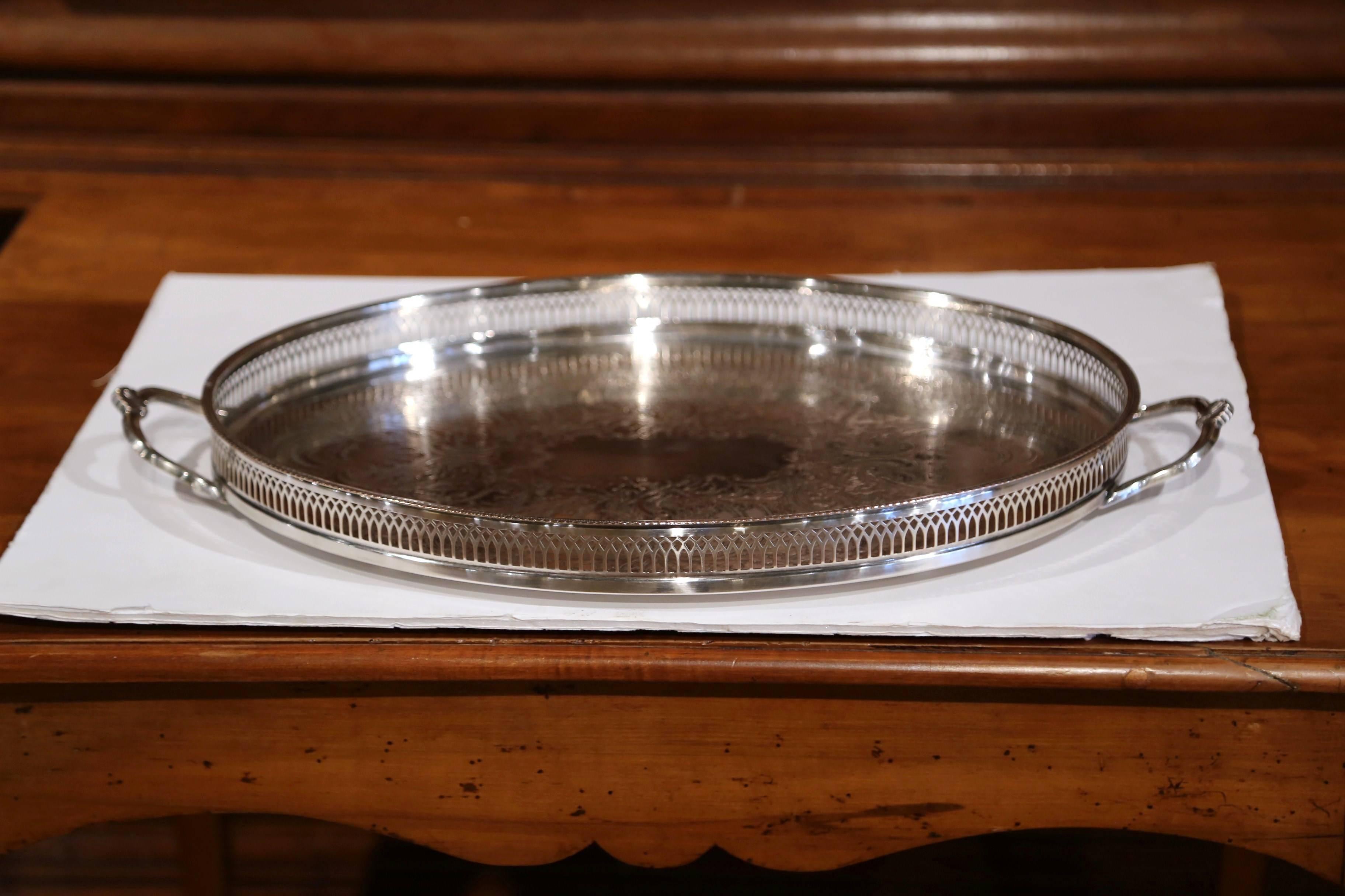 19th Century English Silver Plated Oval Tray with Engraved Decor and Stamped In Excellent Condition In Dallas, TX