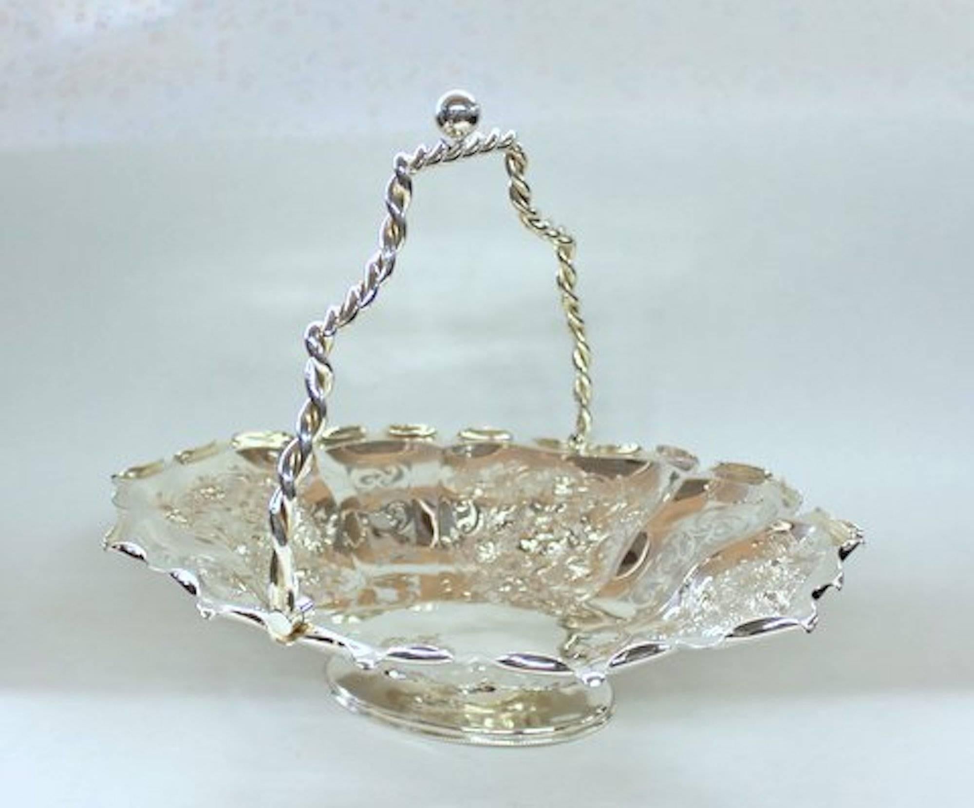 19th Century English Silver Plated, Pierced Oblong Cake or Bread Basket 1
