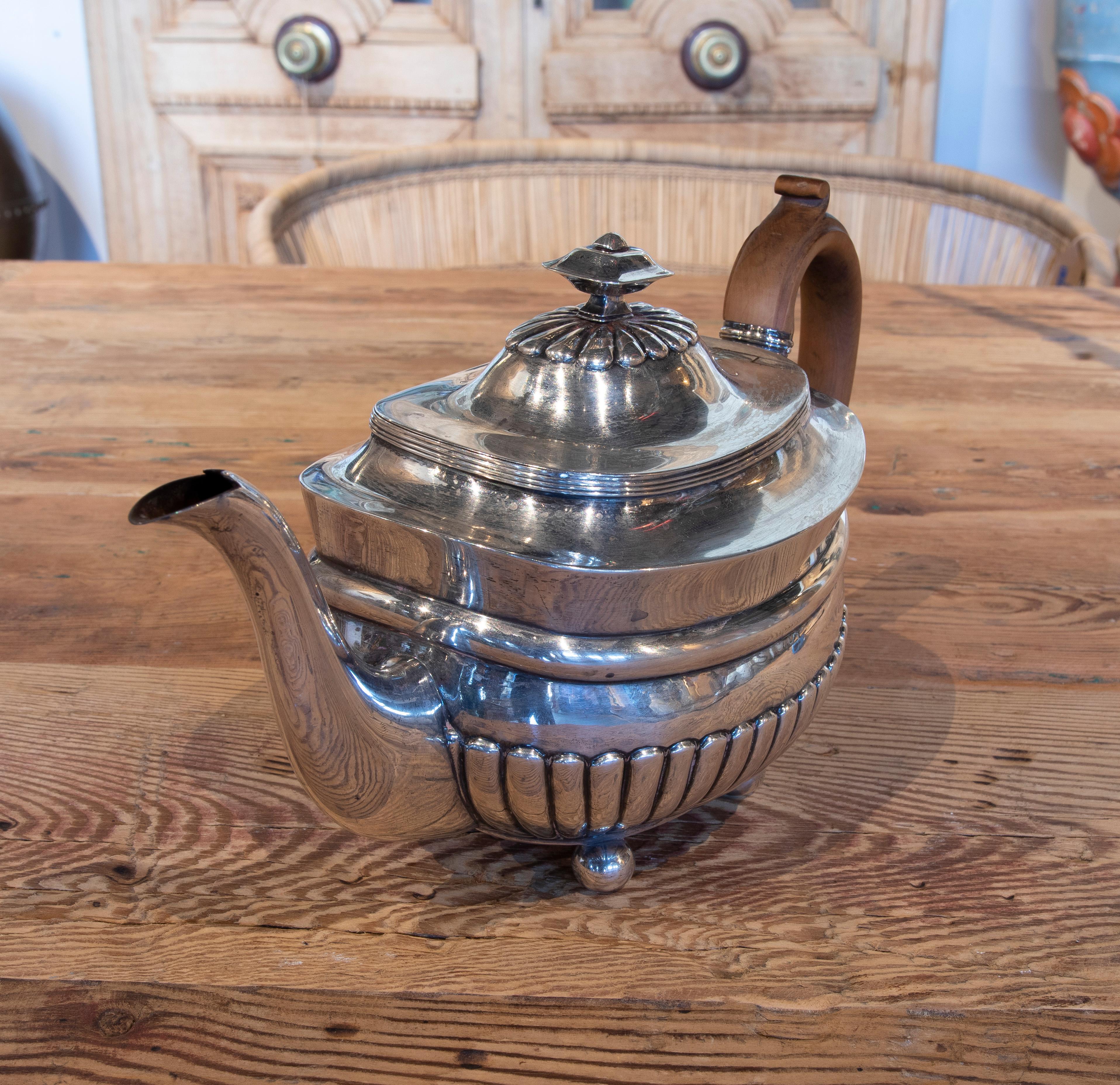 Early 20th Century 19th Century English Silver Teapot with English Wooden Lid and Handle For Sale
