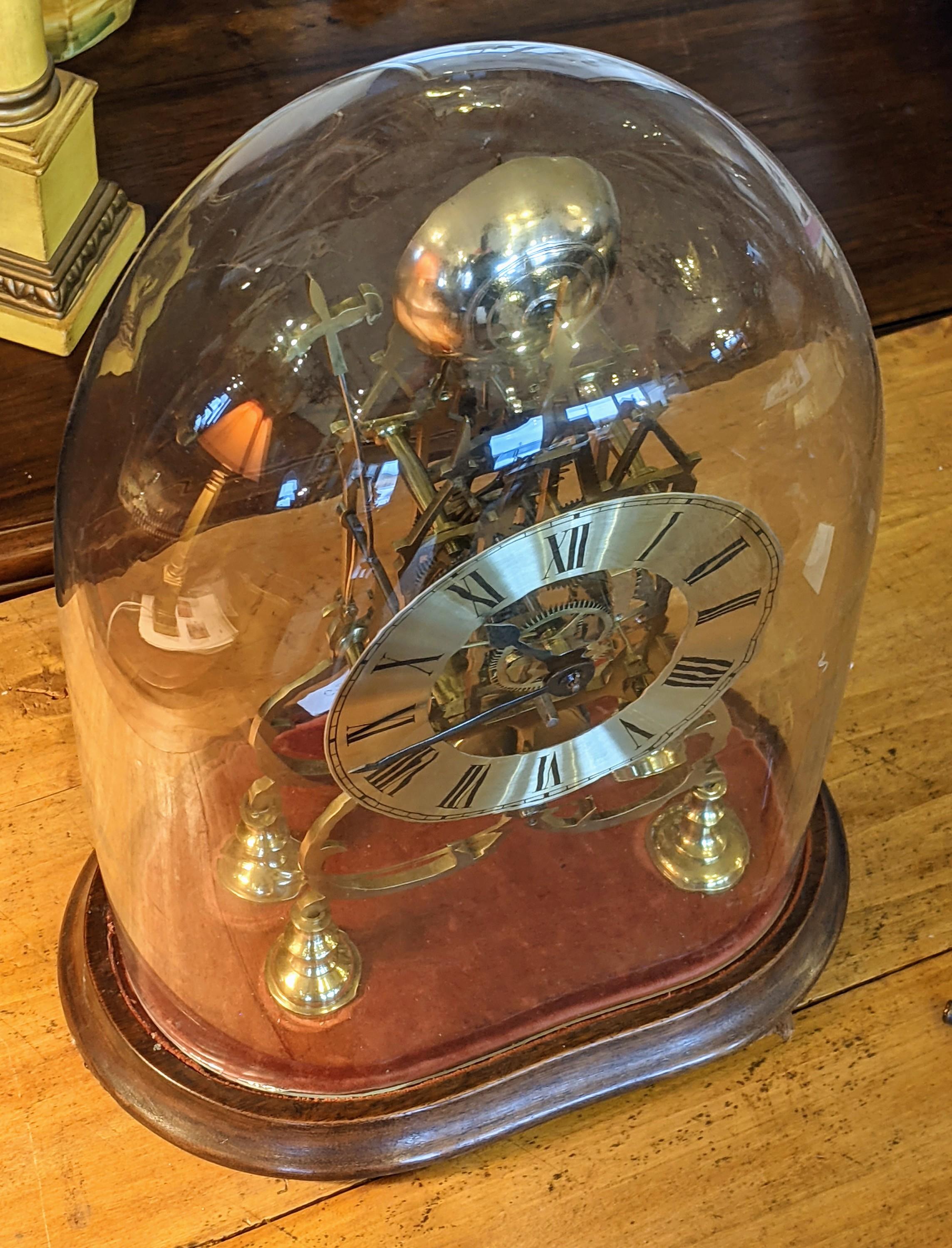 Beautiful skeleton clock, functionally perfect but we always recommend a complete overhaul by an expert.

Please note that all of our items are shipped after a microwave woodworm treatment, grouting woodworm holes and a deep cleaning and polishing
