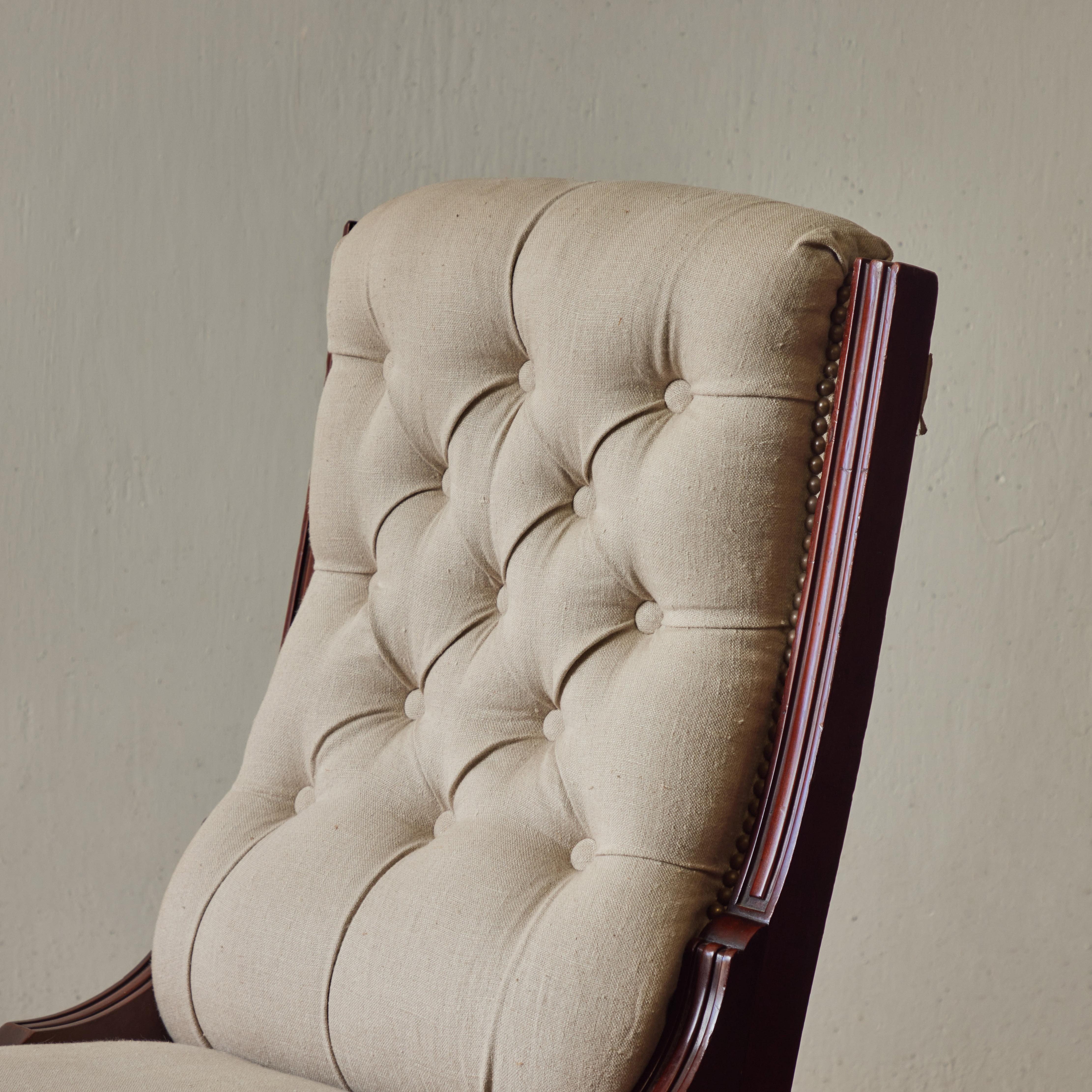 Englischer Sessel ohne Armlehne aus dem 19. Jahrhundert (Leinen) im Angebot