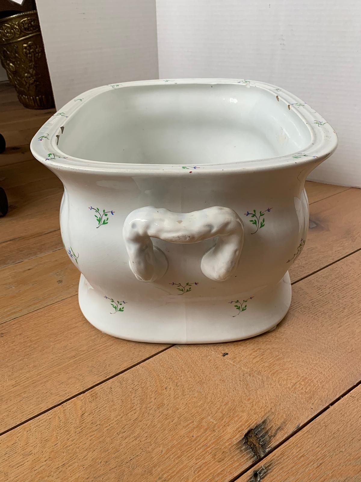 19th Century English Sprigware Porcelain Foot Bath, Unmarked For Sale 8
