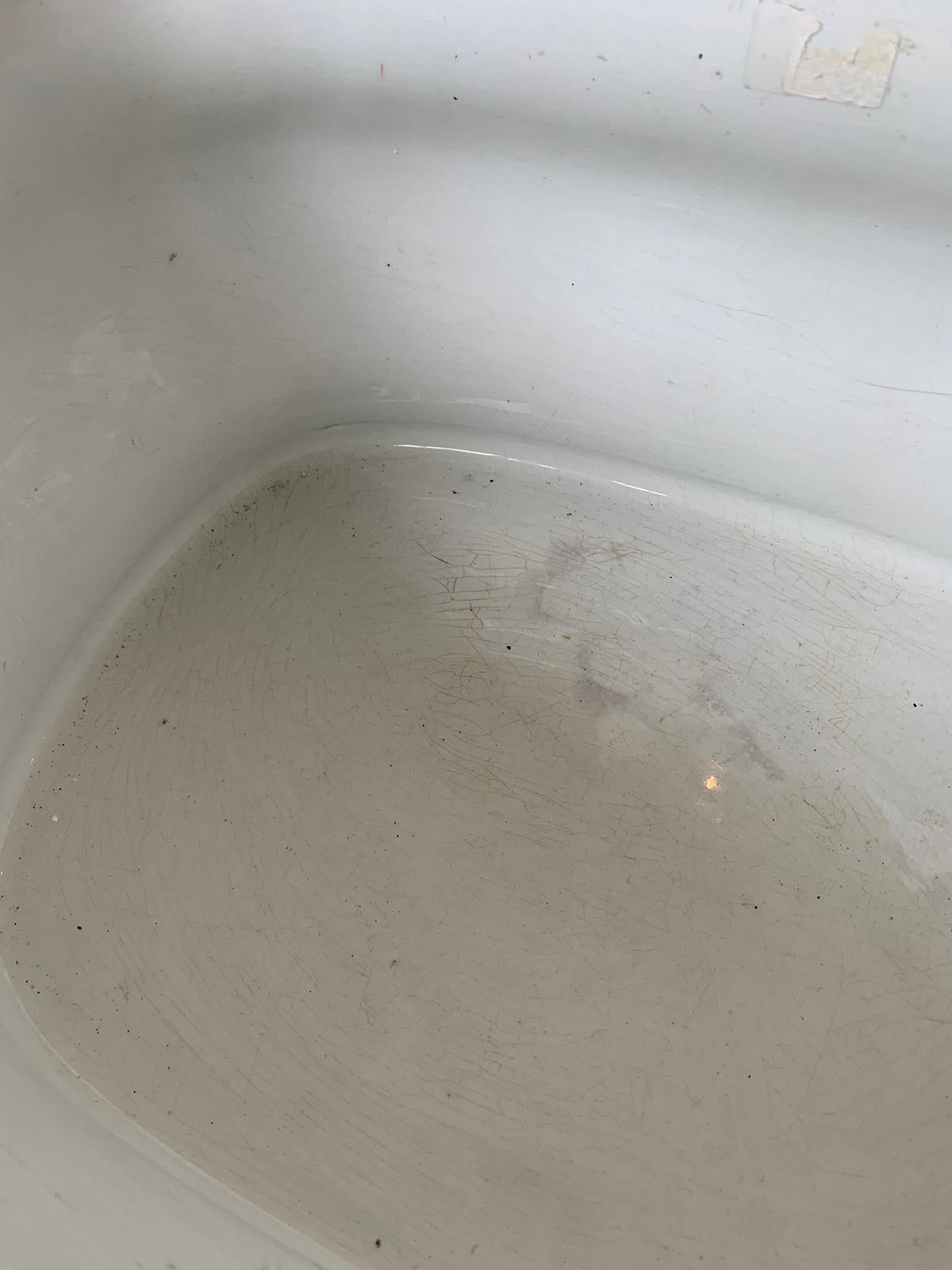 19th Century English Sprigware Porcelain Foot Bath, Unmarked For Sale 16