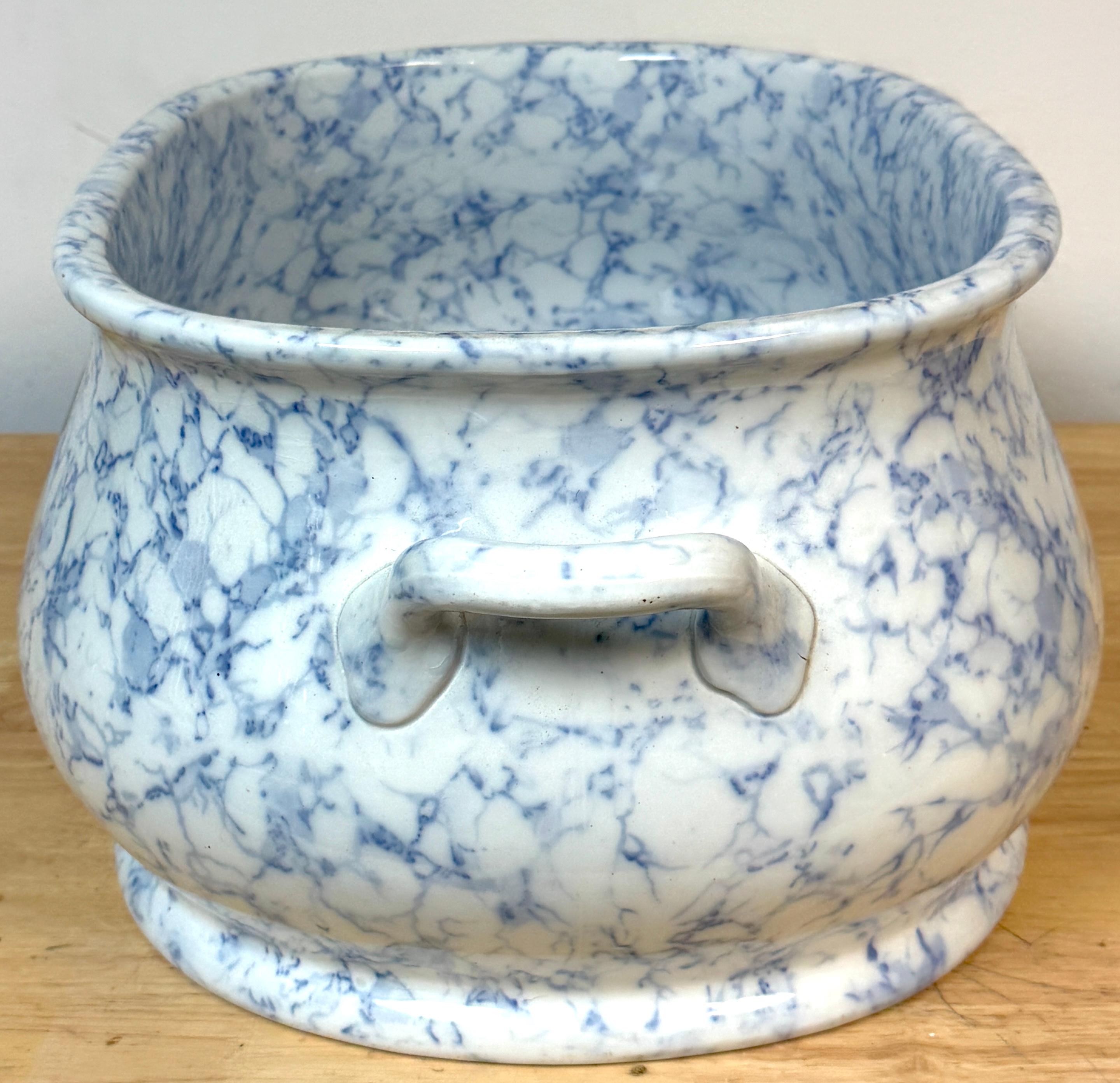 Porcelain 19th Century English Staffordshire Blue & White Marbleized Neoclassical Footbath For Sale