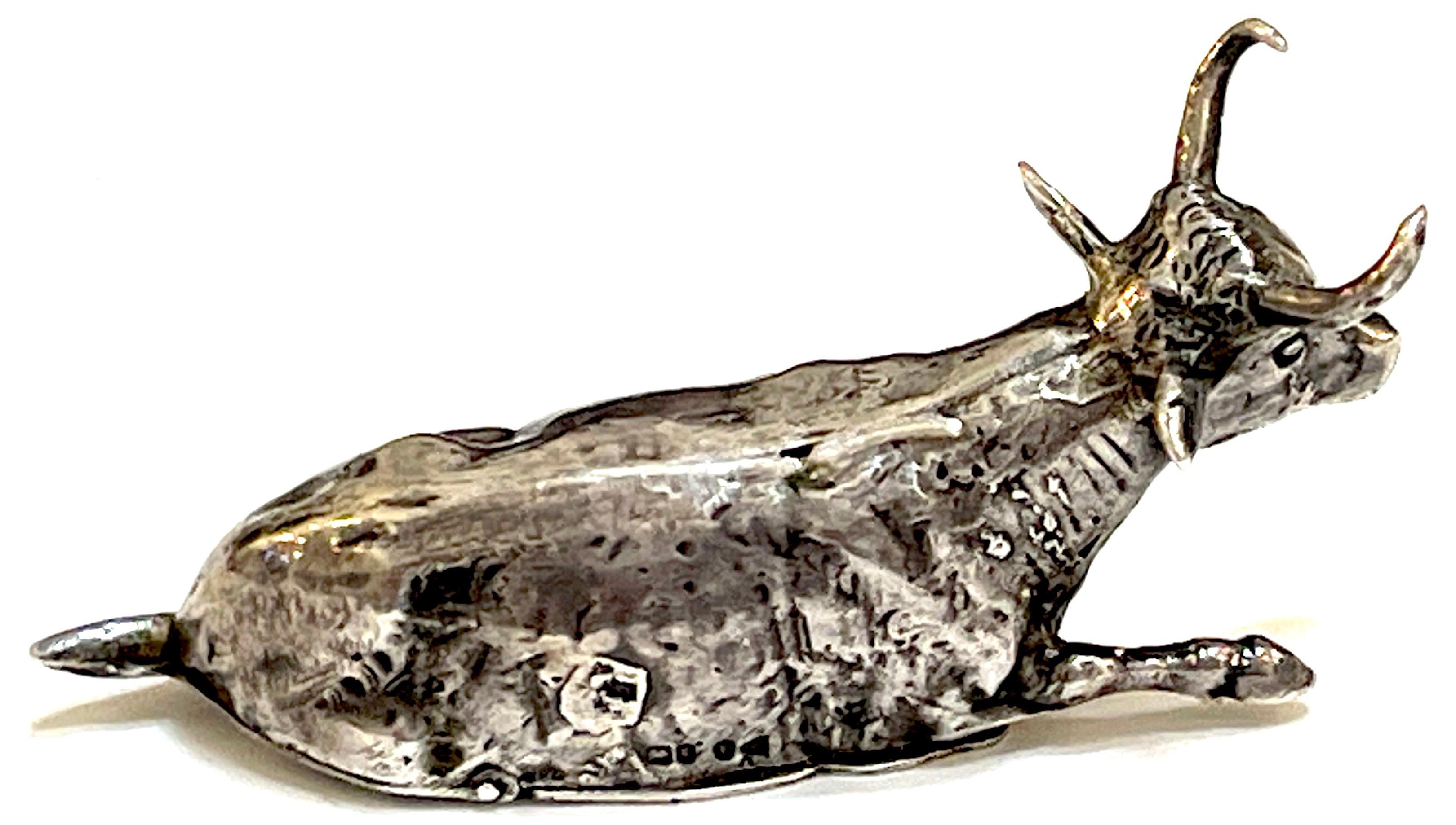 19th Century English Sterling Steer Snuff Box, London 1862  In Good Condition For Sale In West Palm Beach, FL